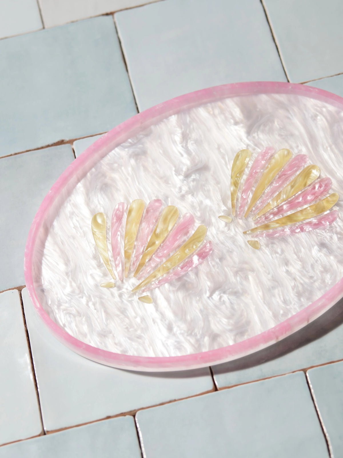 shell-oval-tray-reliquia-jewellery-4_1200x.webp.jpeg