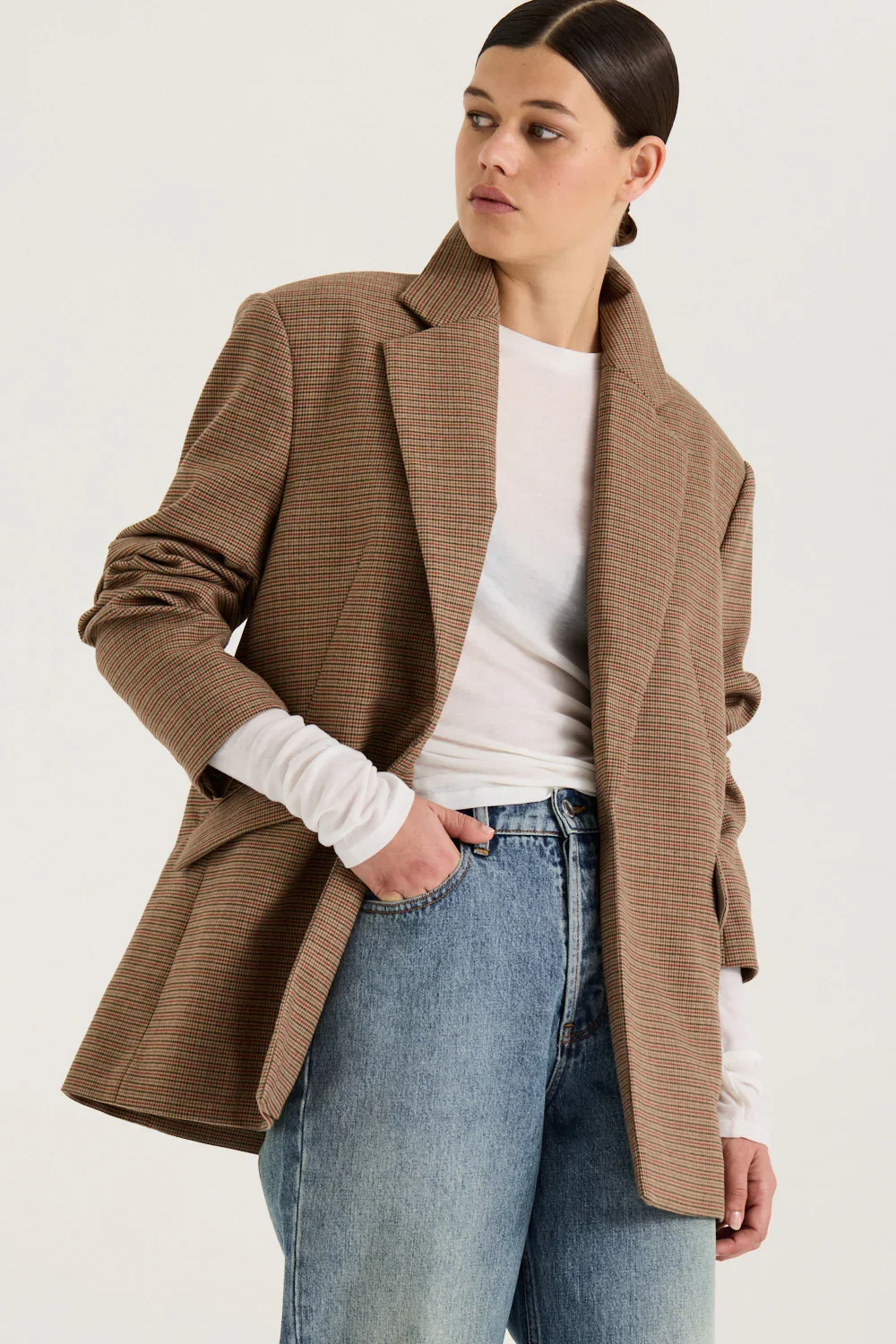 ORNELLA-BLAZER-CHECKED_5_1440x.webp