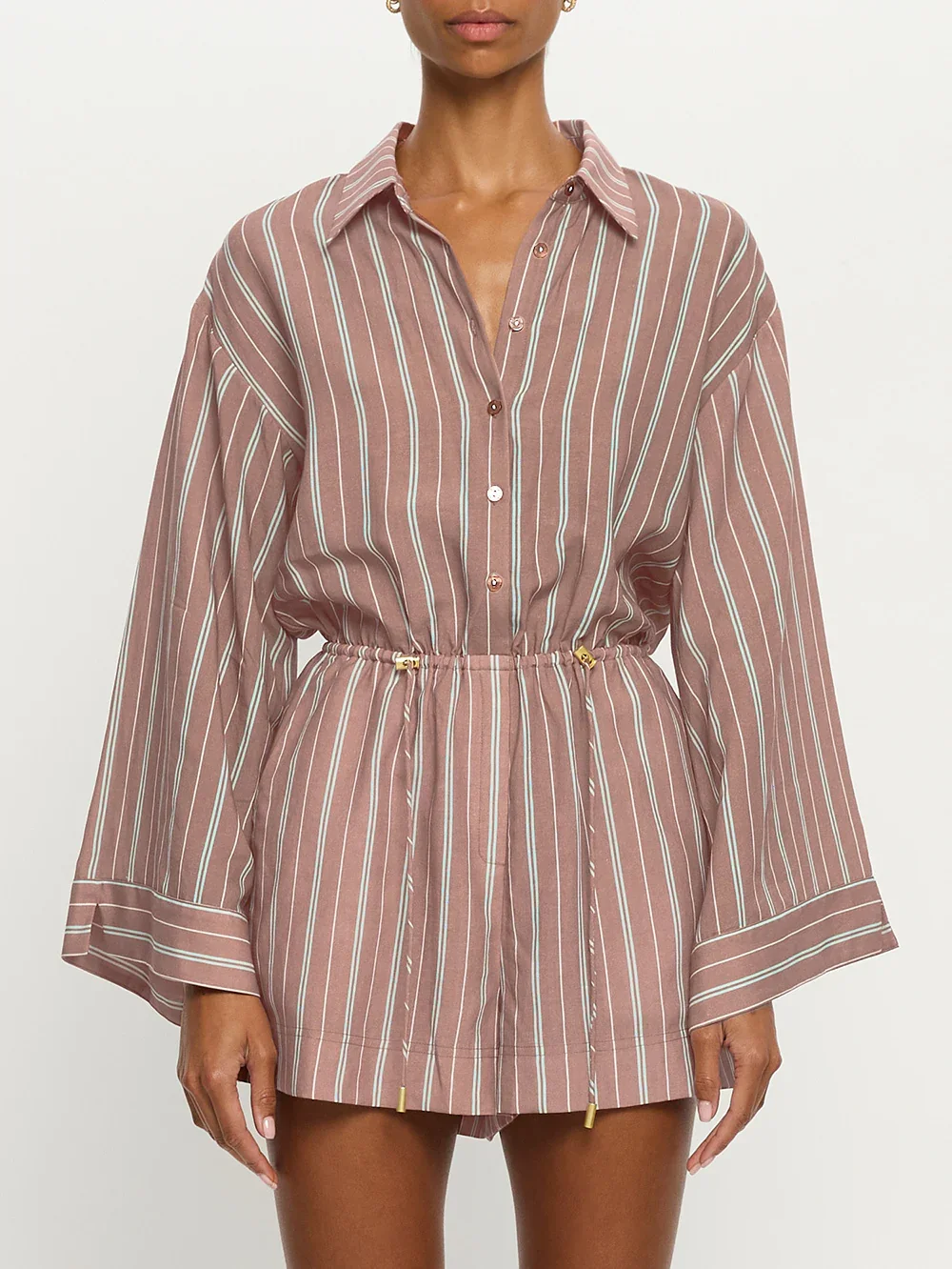 Bobby-Playsuit-05_3edc01a8-64fb-4076-b0f1-64c932eb7db9.webp