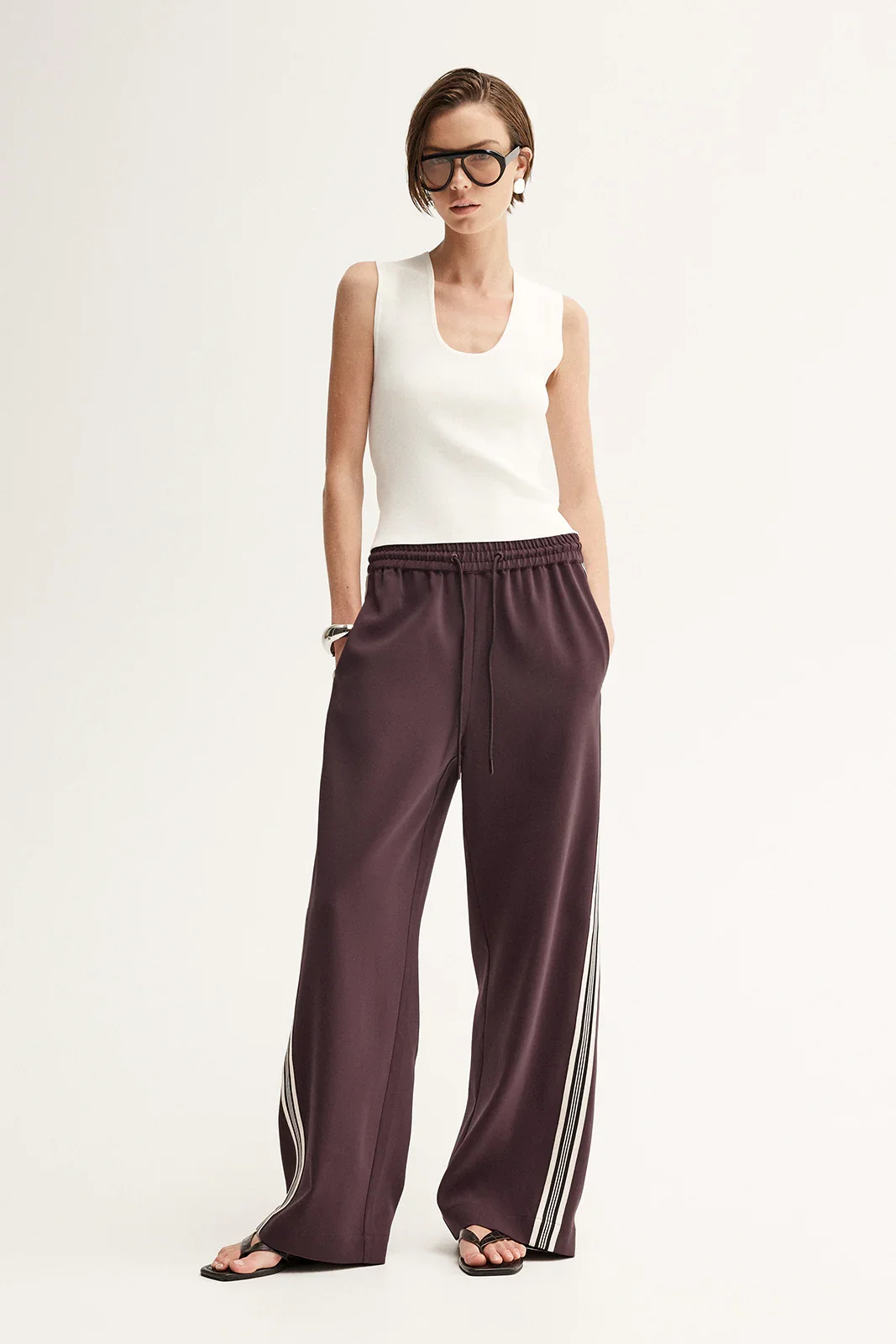 K61674_AIQ_3.webp