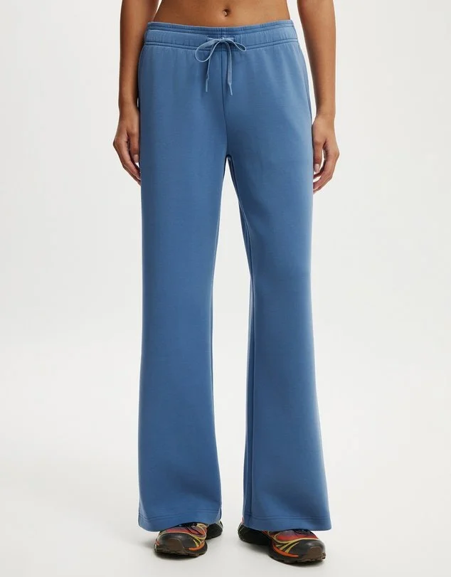 http___static.theiconic.com.au_p_cotton-on-body-active-9496-3723882-1.jpg