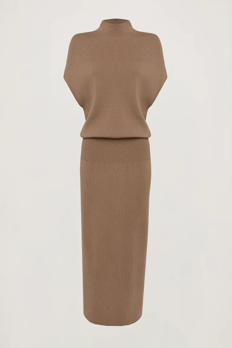 HE-1497_AMELIEDRESS_TAUPEcopy_768x.webp