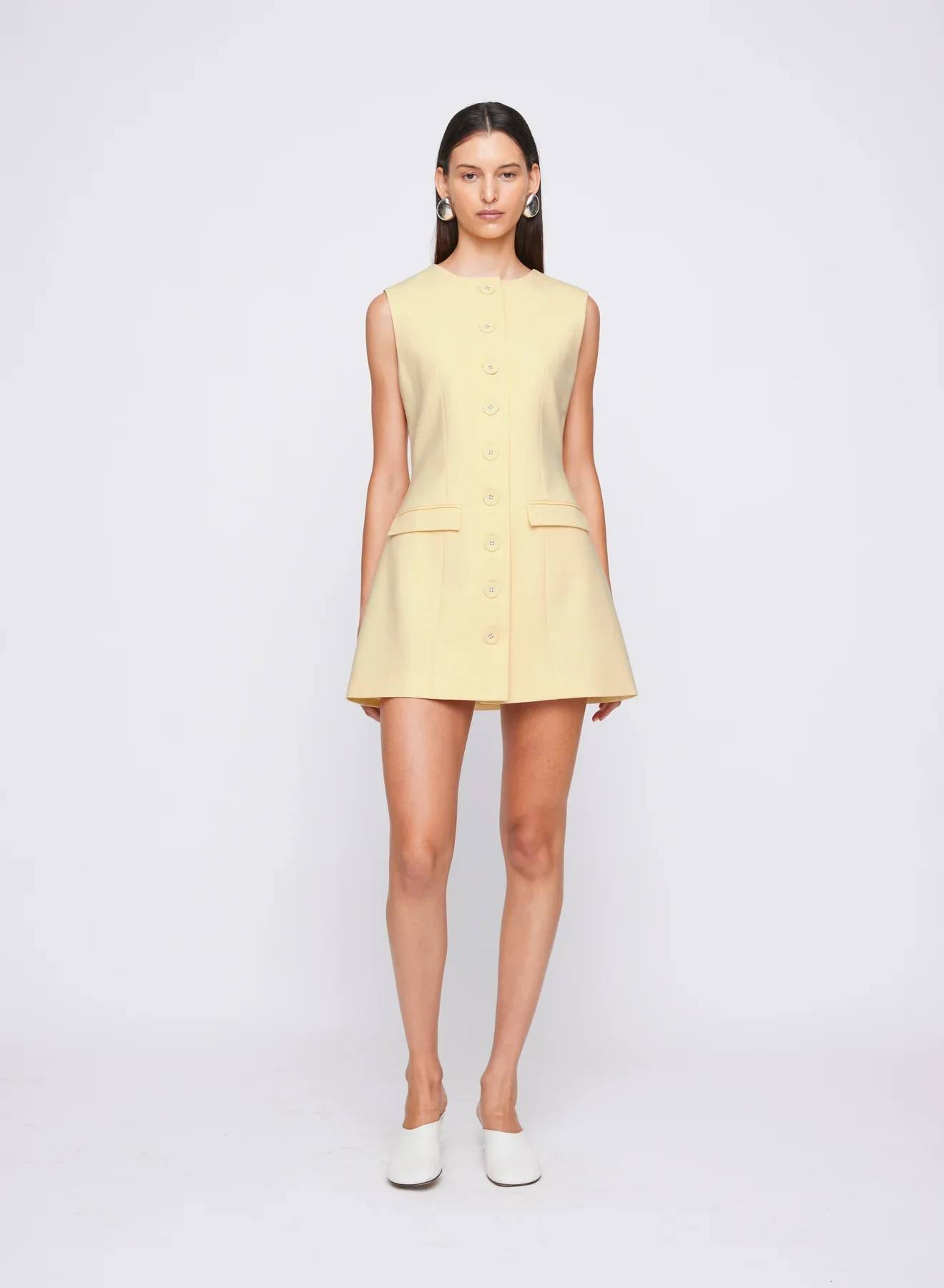ANNAQUAN_42_57_BUT_SOFIADRESS_BUTTER_0090_1_1.webp
