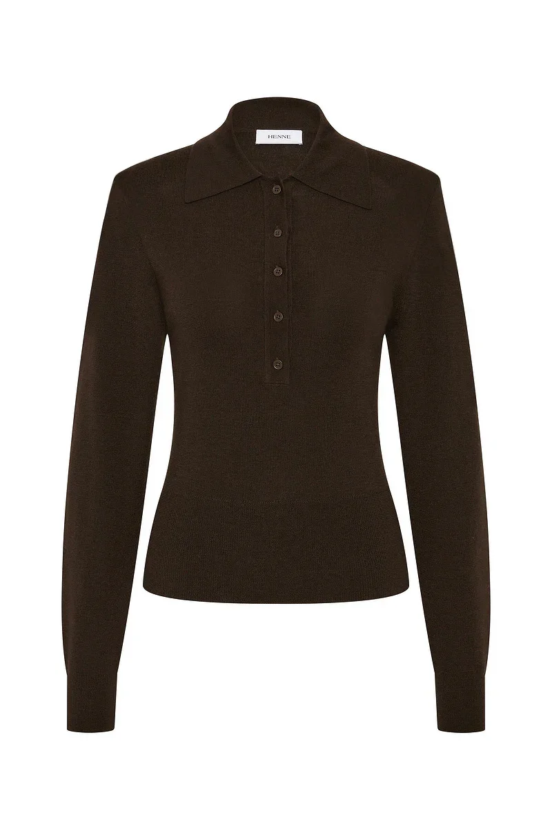 S09-HE-1488-DAPHNE-TOP-CHOCOLATE-26327-Henne-B-0033_Updated_1440x.webp