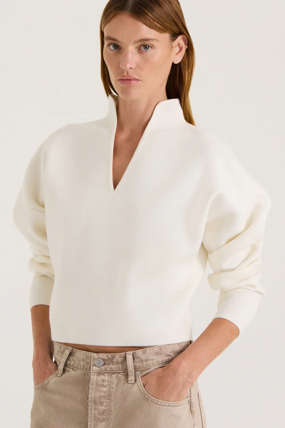 HE-1521-GWEN-VNECK-KNIT-JUMPER-CREAM-5_1440x.webp