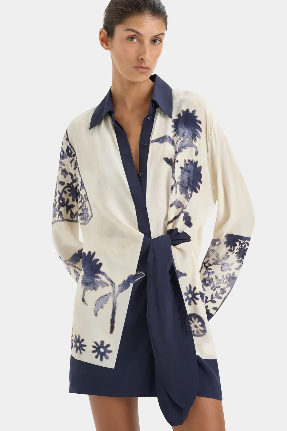 S96-SIR226-1037_PHILLIPA_SHIRT_DRESS_EIRA_MIDNIGHT-25905-Sir_The_Label-D2-0449.webp