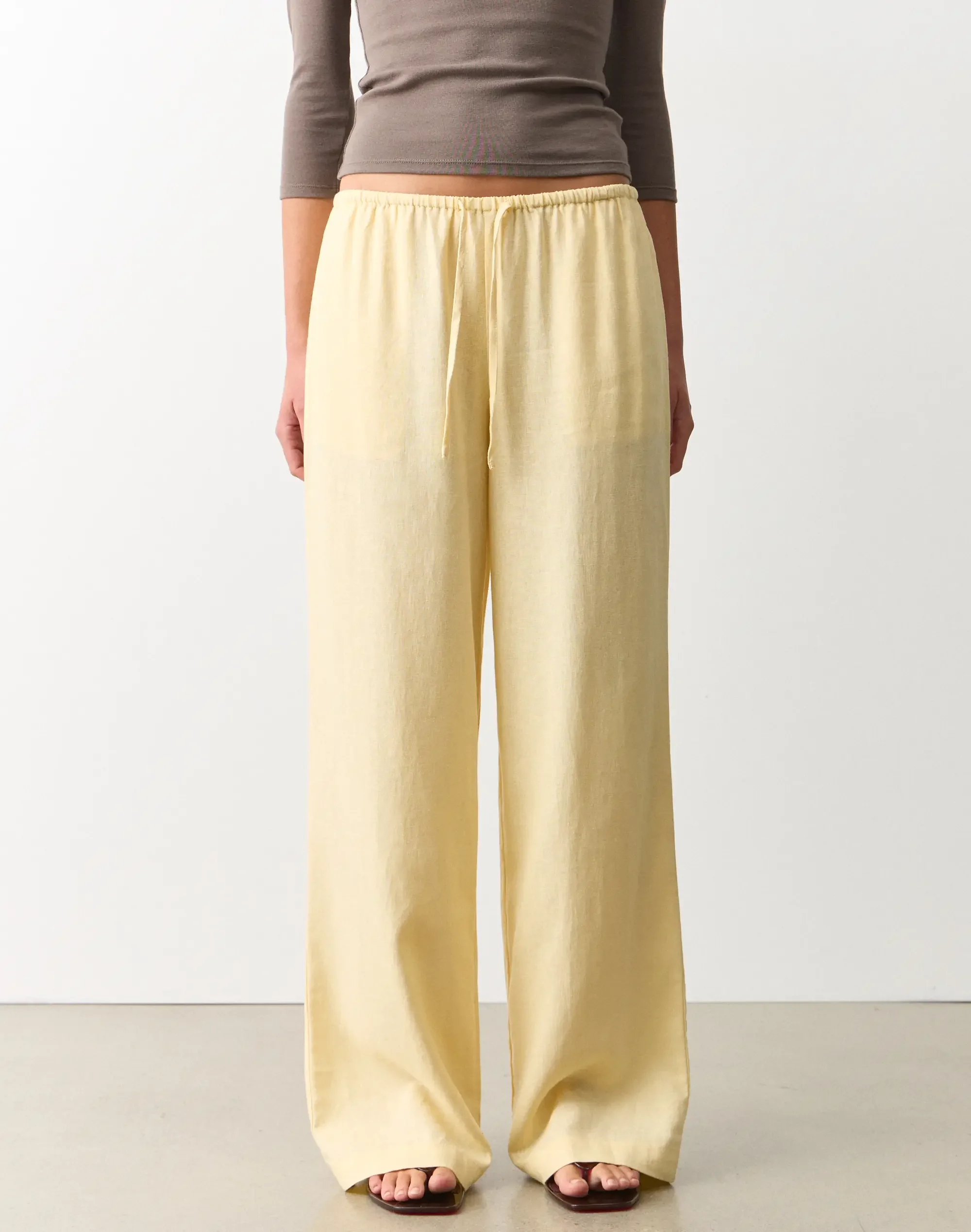 simba-relaxed-drawstring-pant-lr-thick-shake-2-pw401779lvt3.webp