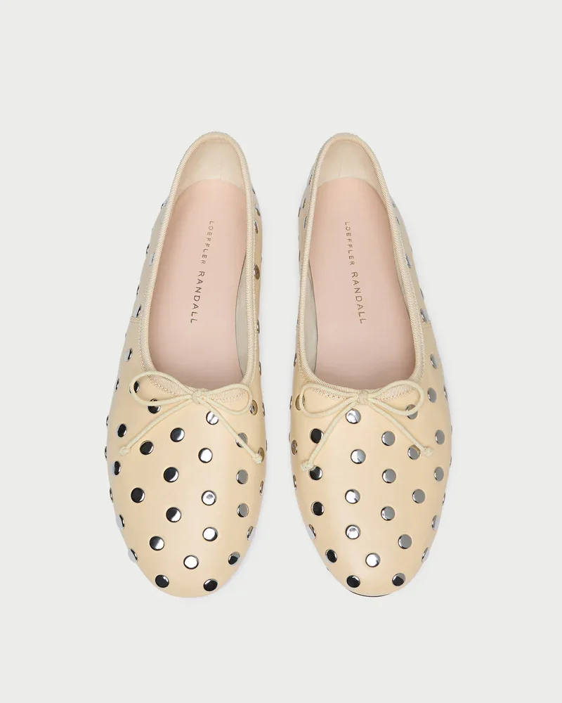 landon-butter-silver-ballet-flat_1.webp