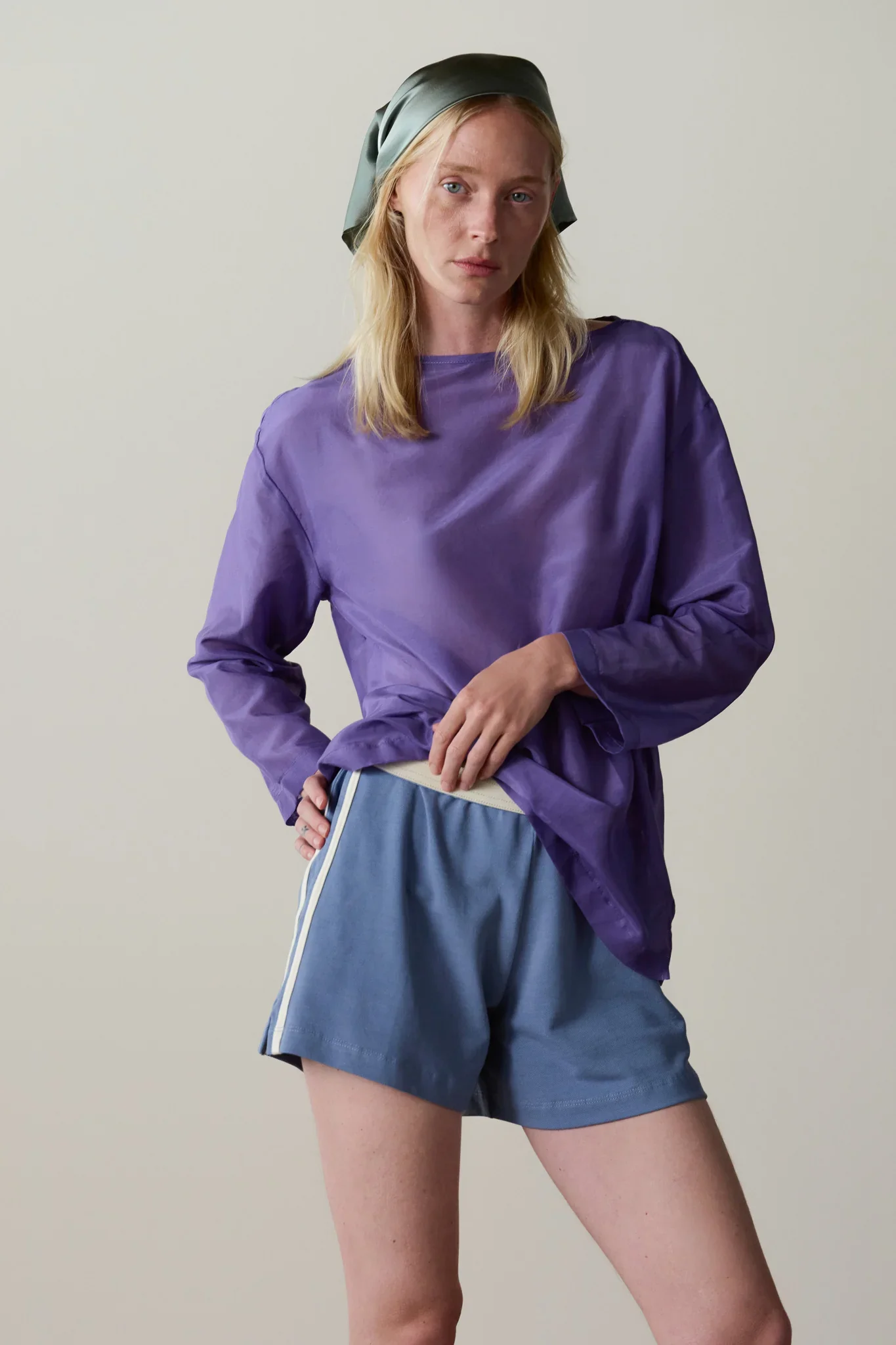the-pique-tap-short_cornflower_0032.webp