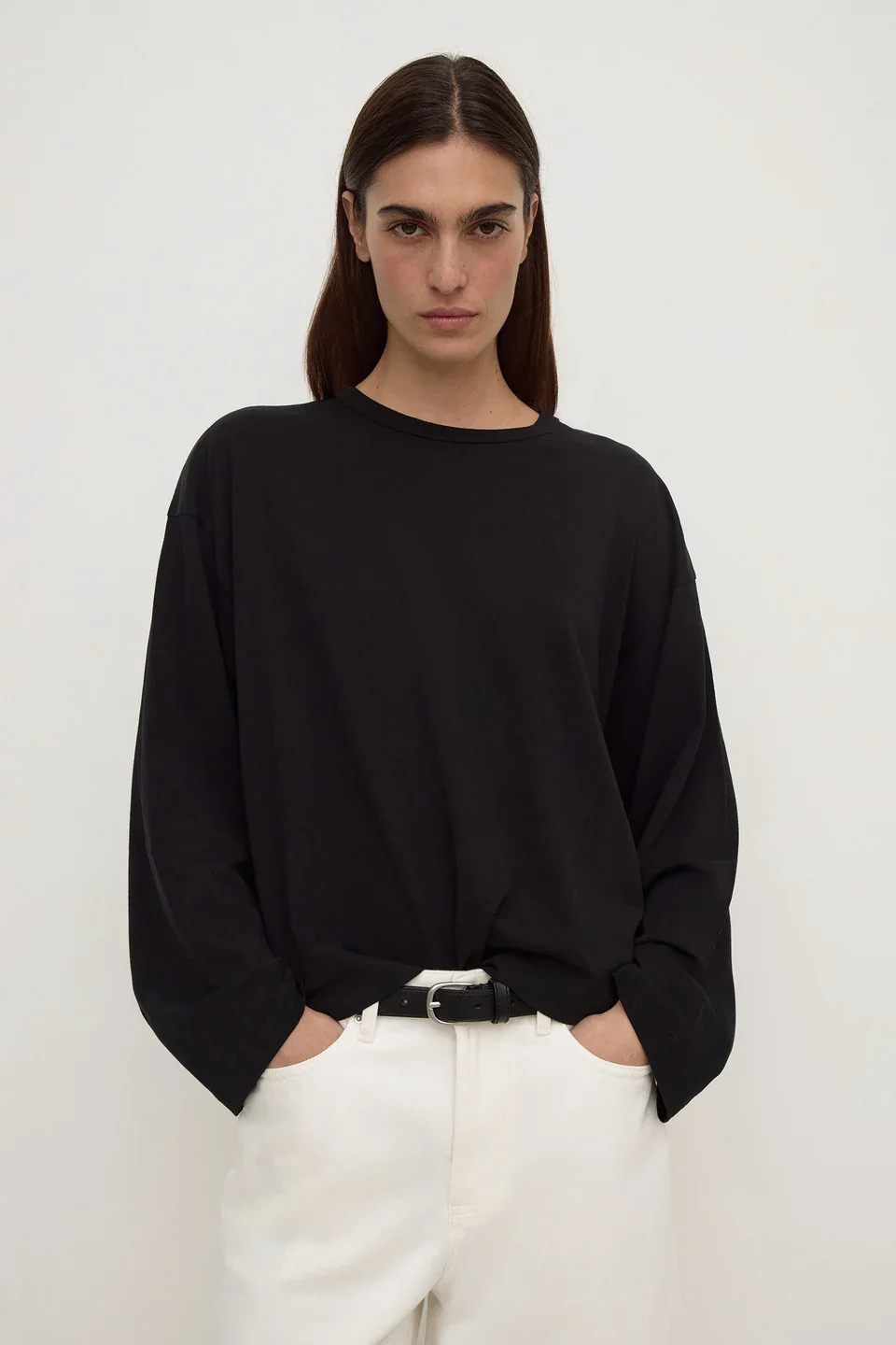 Kira_Cotton_Hemp_Long_Sleeve_Tee_Black_1976_960x.webp