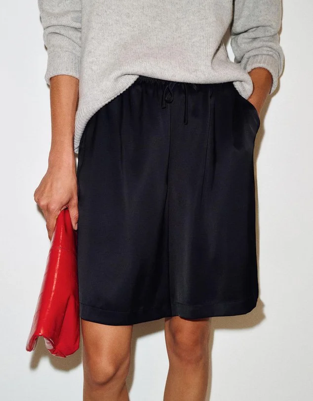 http___static.theiconic.com.au_p_reformation-5876-0451003-1.jpg