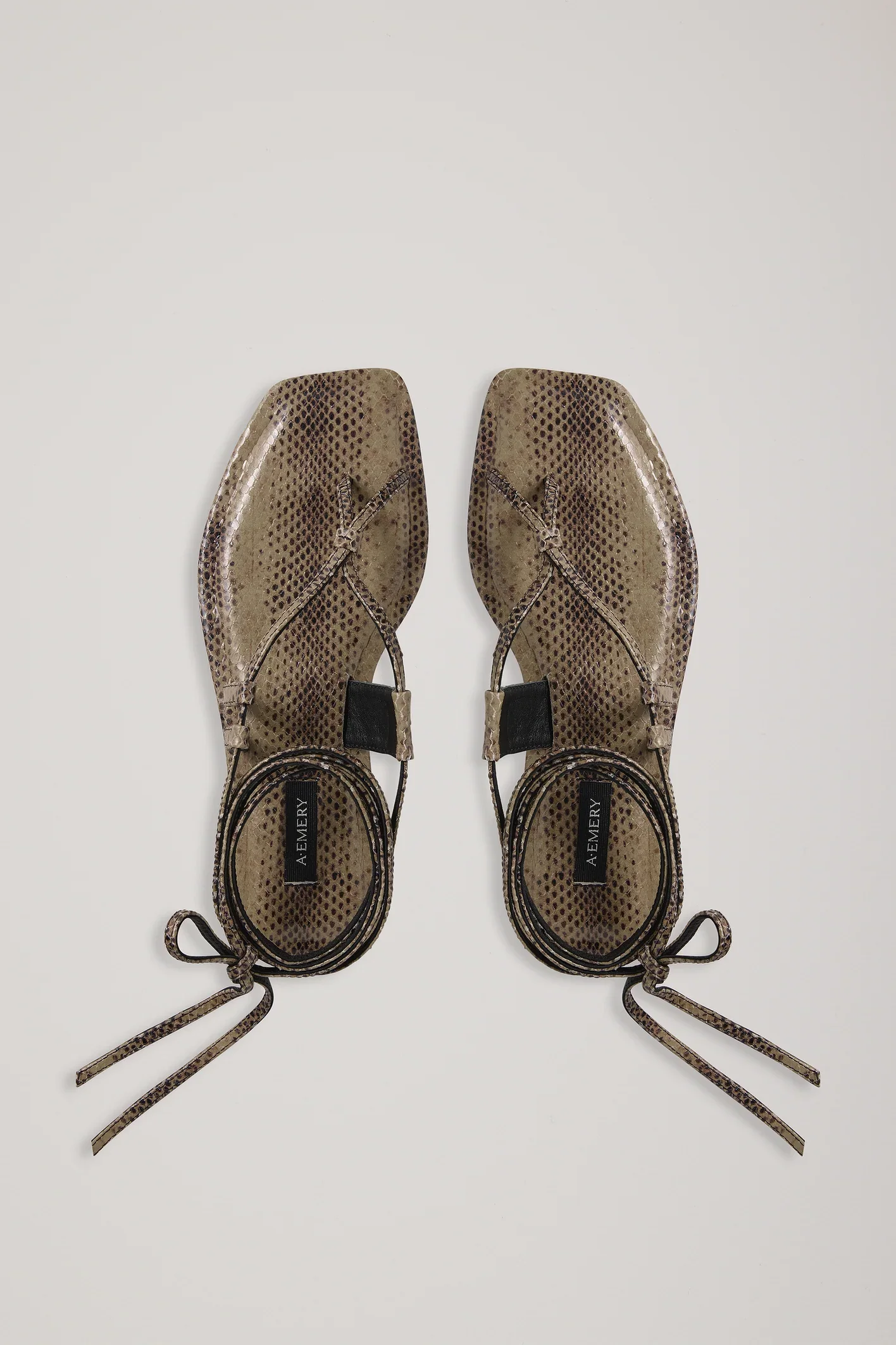 S35-Raslo_Sandal_Dune_Embossed_Snake-26251-A.Emery-A-0364.webp