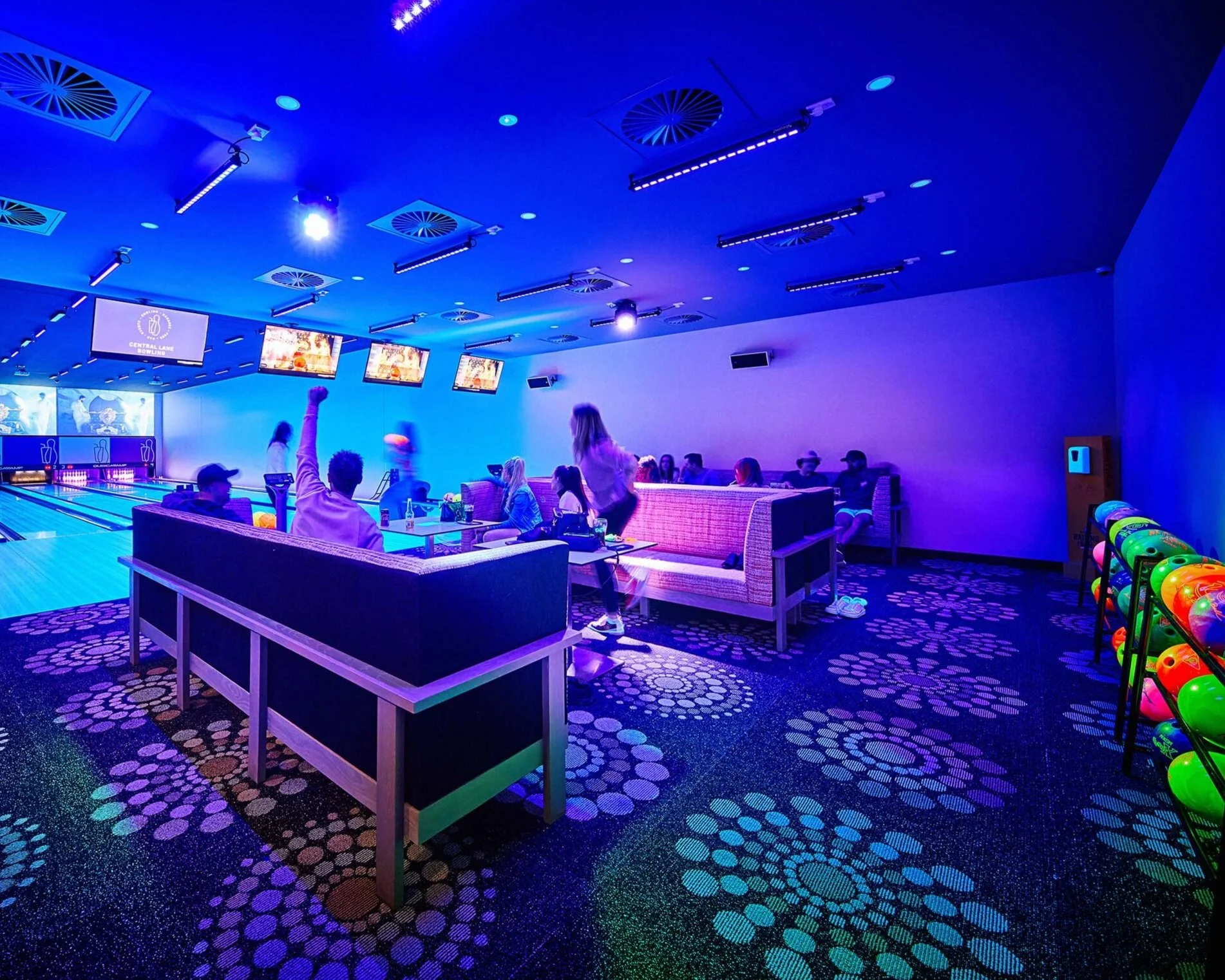 Central Lane Bowling In Gladstone, QLD Bowling Bar — Central Lane Hotel