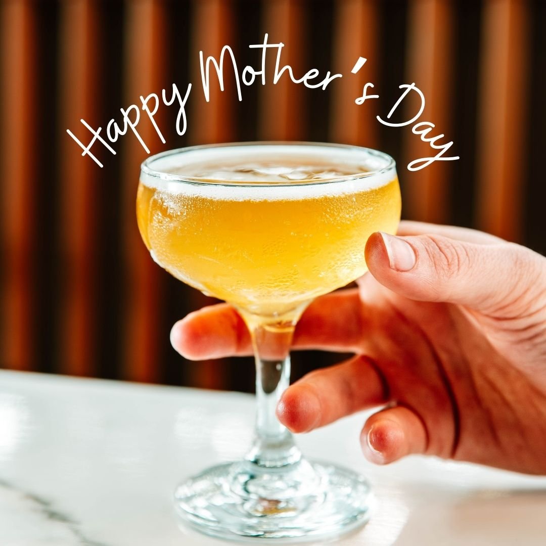 Happy Mother&rsquo;s Day! A huge shout-out to all the mums out there - we appreciate you! 💛

Treat mum at Central Lane &ndash; let us spoil her with a delicious meal, a refreshing drink and of course something sweet to finish. 😉 She deserves it!

S