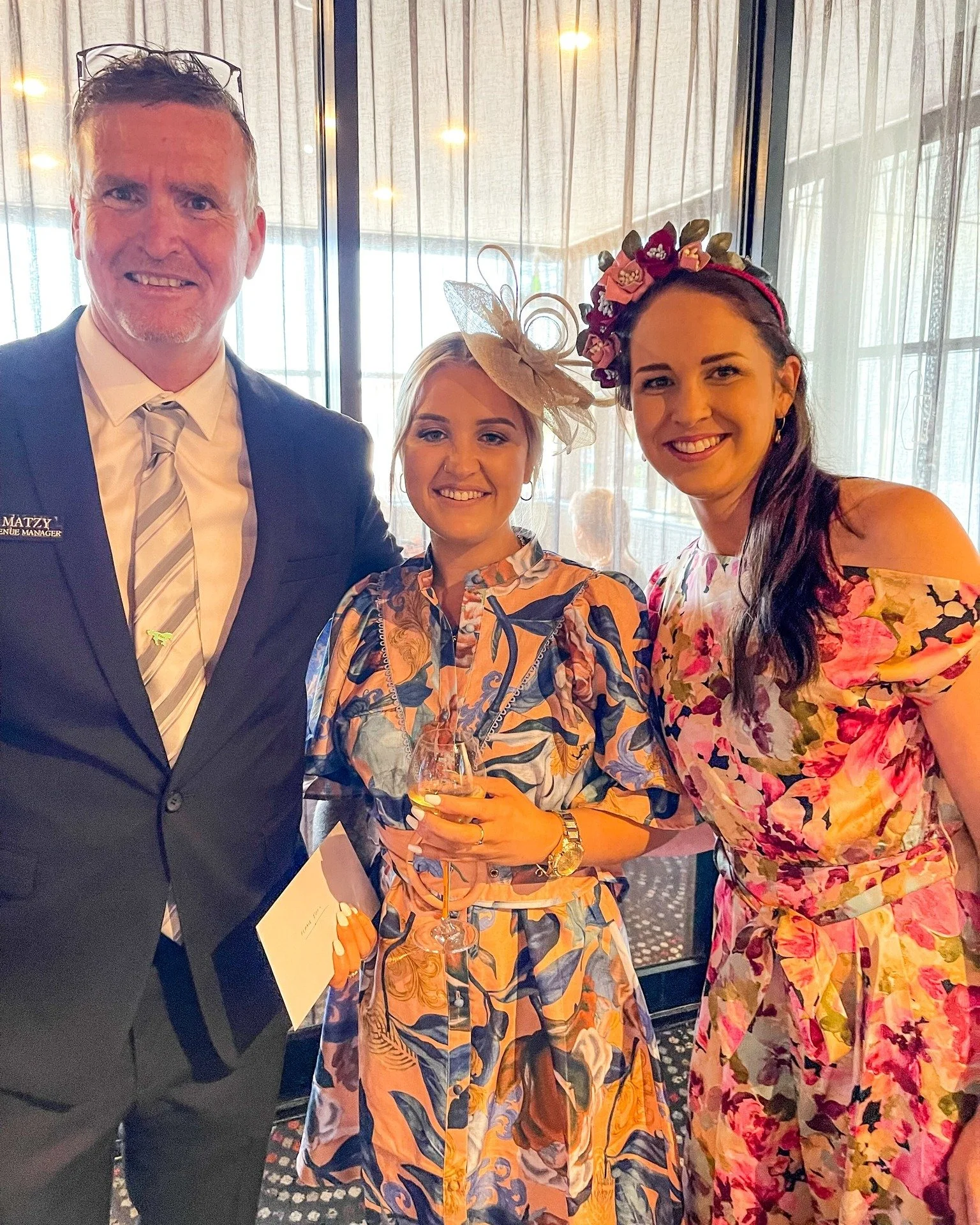 Celebrate Melbourne Cup Day at Central Lane Hotel - where atmosphere, style, and race day energy come together this Tuesday, November 4th!
Catch all the action live while enjoying a day full of food, fashion, and festivities.
π© Best Dressed Prizes