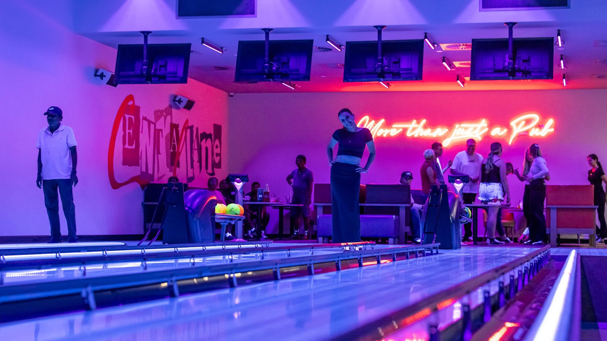 Central Lane Bowling
Open 7 days
Mon - Thurs 12noon till late
Fri - Sun 10am till late
Book your lane today at centrallanehotel.com.au or come on in and enjoy a meal and bowl.