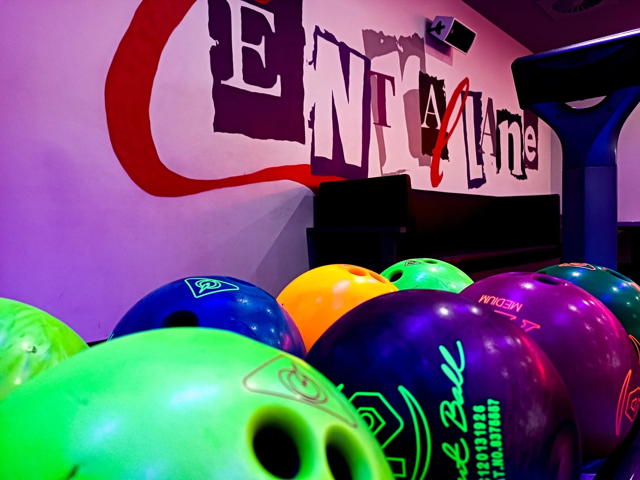 Kids party coming up? We&rsquo;ve got it 🎳

Strike up the fun at Central Lane Bowling.
Bowling, food, laughs and a whole lot of celebrating - all taken care of in one place.

Kids bowling and karaoke parties available.

Email events@clhotel.com.au
f