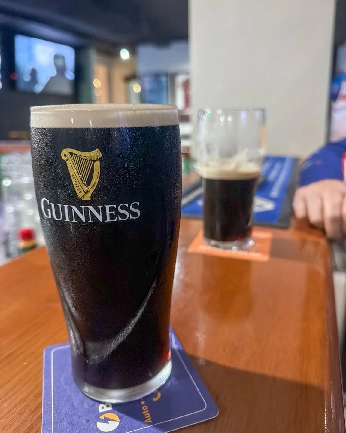 Perfectly poured Guinness.. on tap.

www.centrallanehotel.com.au

#guinness #centrallane #centrallanebowling #gladstoneqld  #gladstoneqld4680 #morethanjustapub