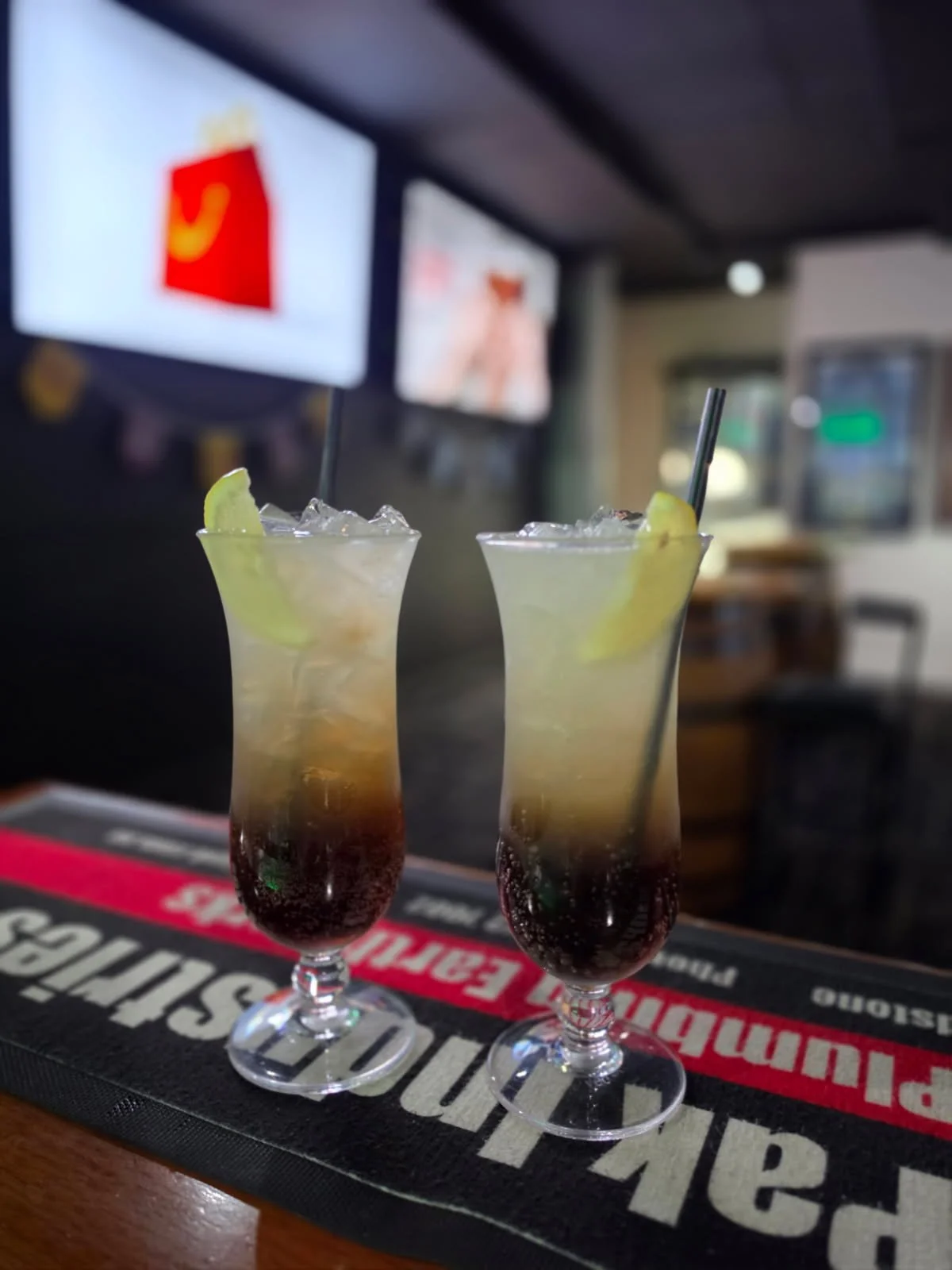 Friday Night Lights tonight at Central Lane🍸🎳

Cocktails flowing, bowling under the lights, mega meat tray raffles, cash finale and your chance at the $250 fuel voucher hot seat. Supper Club dining until 10pm.

Because Fridays shouldn&rsquo;t end a