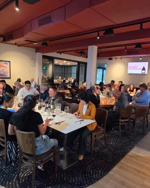 Friday Night Lights.

The raffles are rolling.
The drinks are flowing.
The tables are full.

And when the night kicks on, we&rsquo;ve got dinner covered.

Supper Club
Late Night Dining until 10pm
Every Friday at Central Lane Hotel