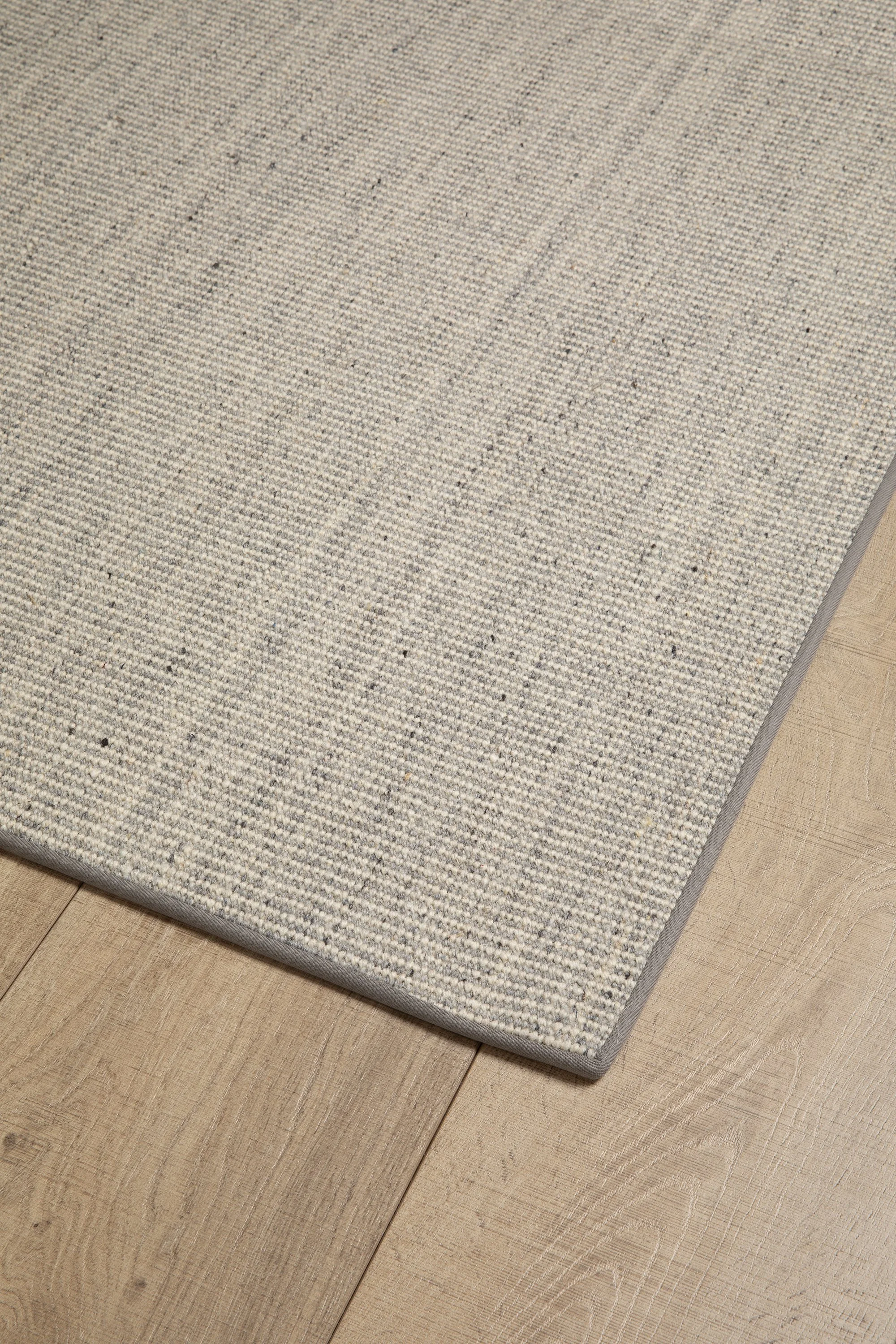 Knitwit One with subtle edge by Hibiscus PR1.jpg