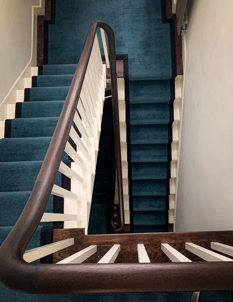 Willingdon-on-stairs-Idese-Interior-Designs-aegean.jpg