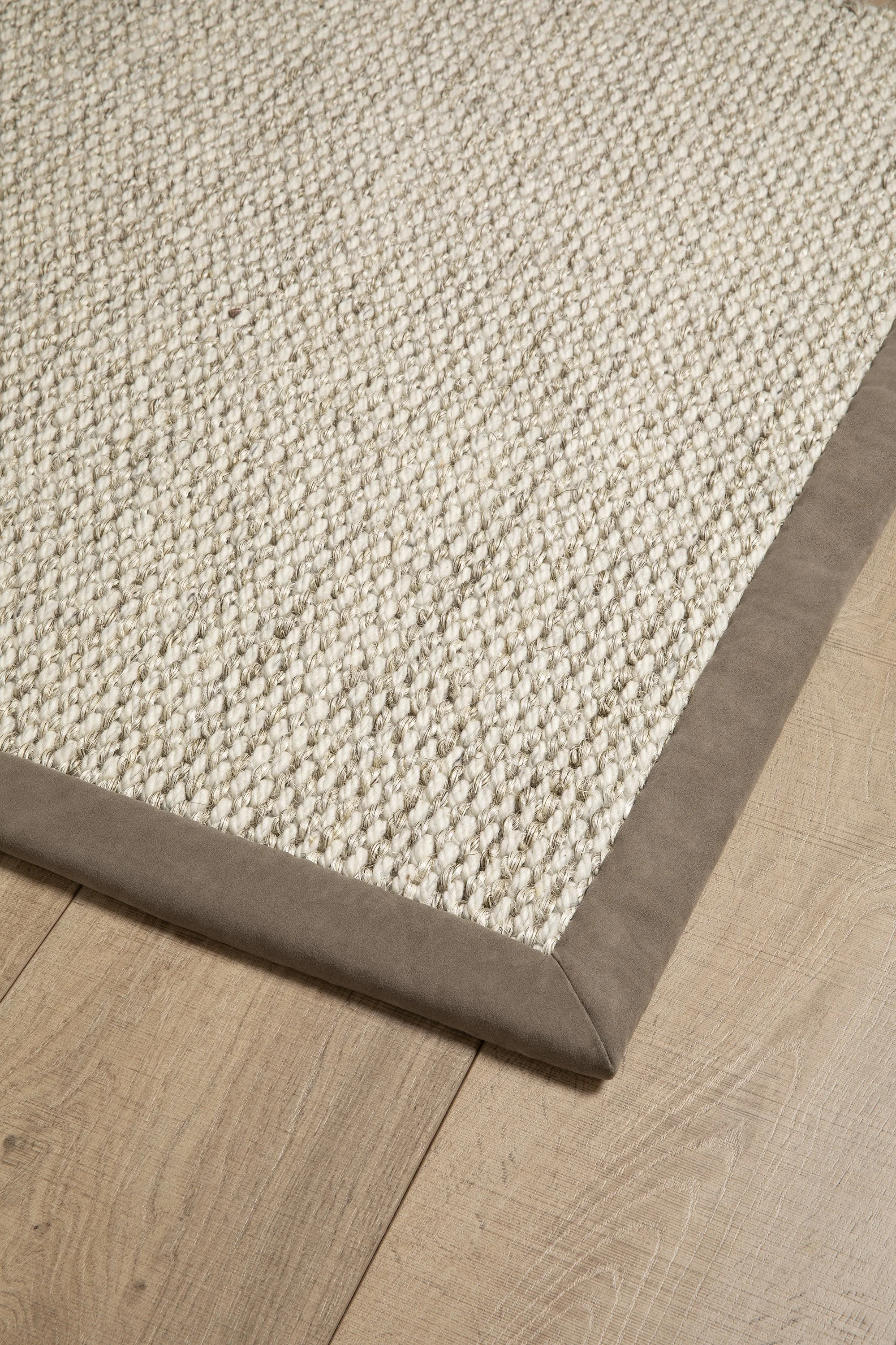 Superloop One with Alcantara Harrier statement border by Hibiscus PR1.jpg
