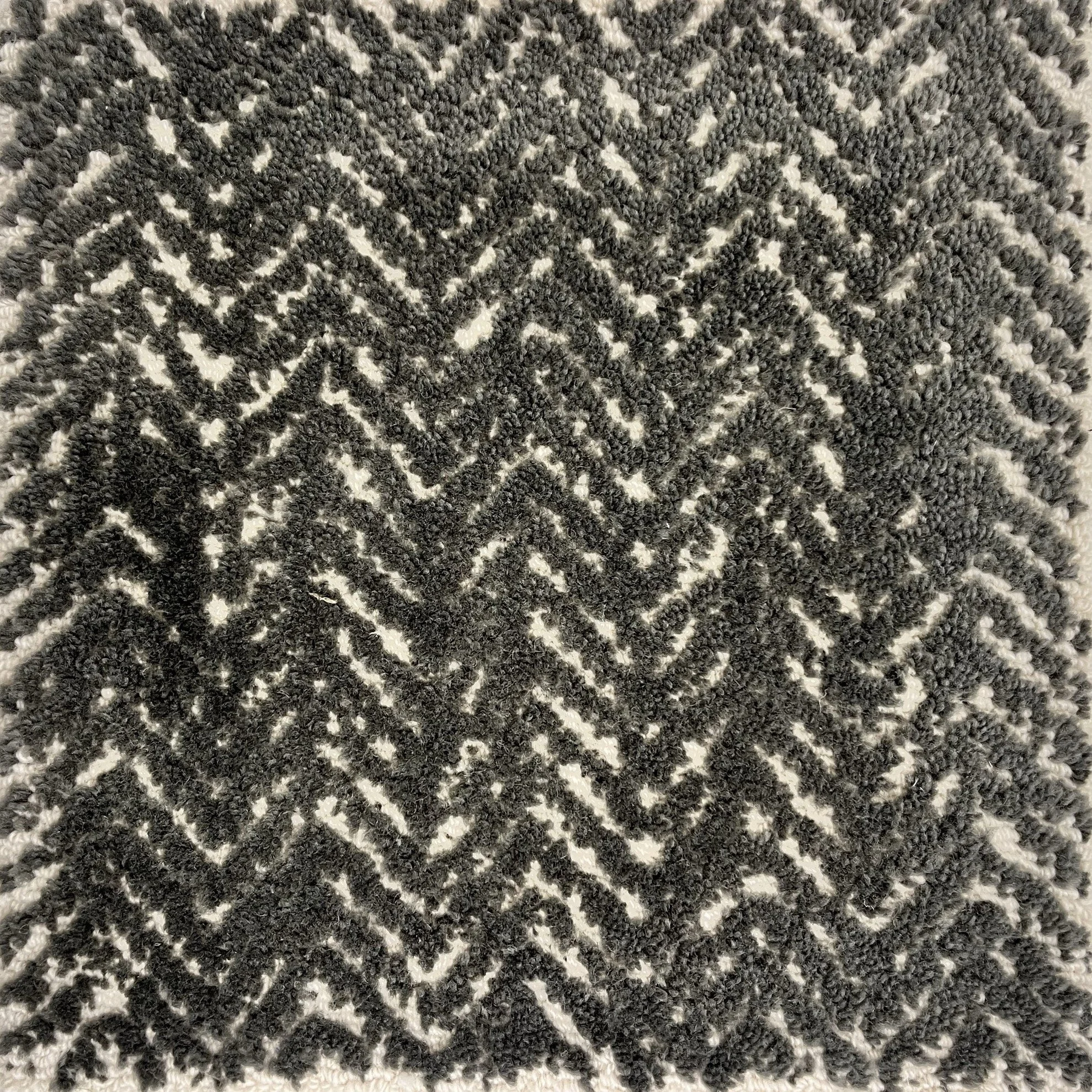 Chevron Tuft and Loop