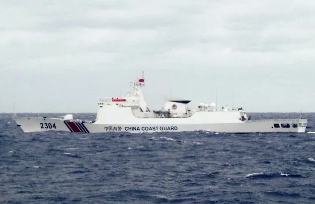 BREAKING KYODO NEWS: 中国艦船、日本のEEZで護衛　海洋調査、「管轄権」行使 境界画定交渉に対抗