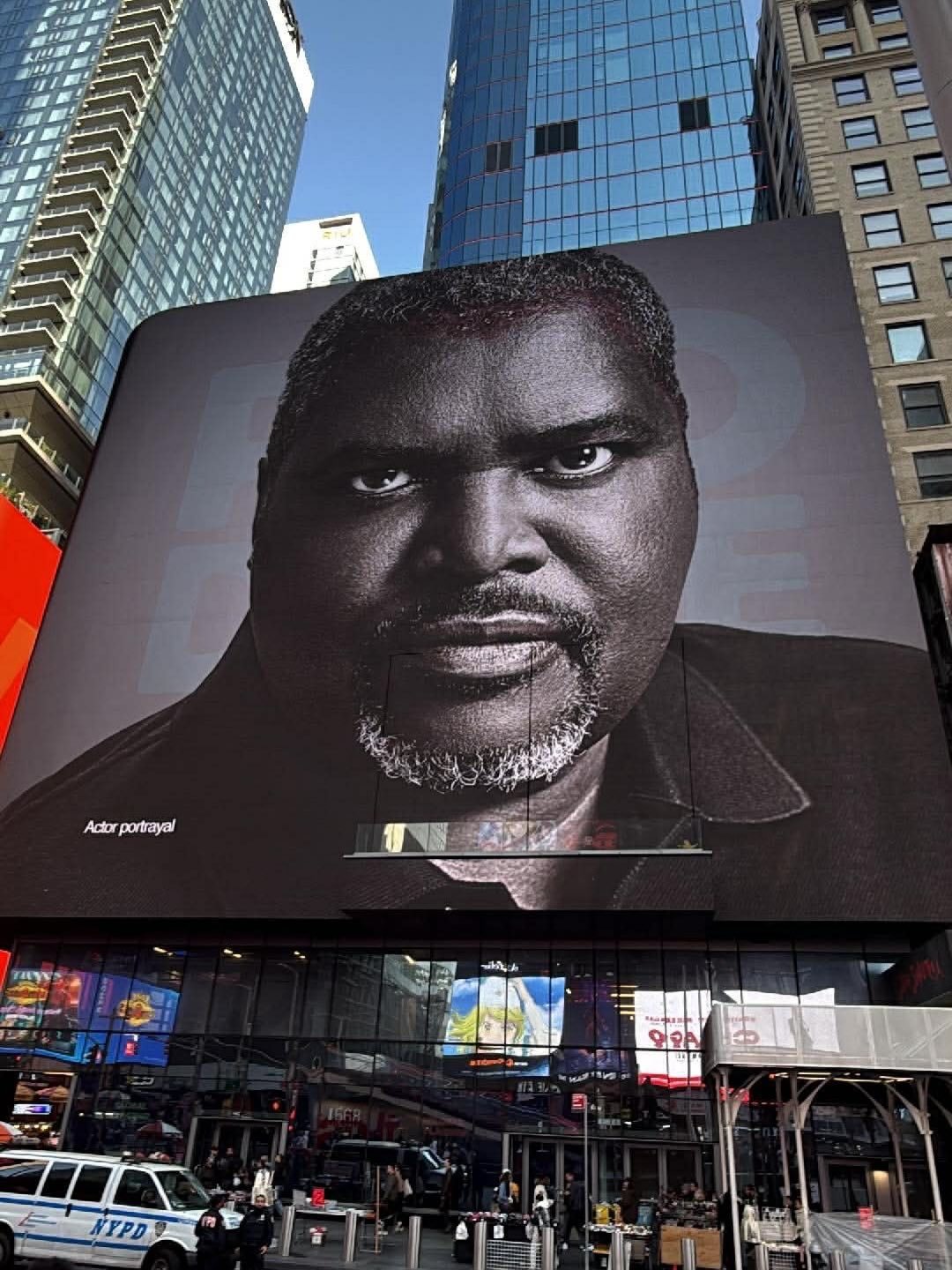 In the &hearts;️ of the Big 🍎! Check out LOTHAIR EATON in Times Square!

NY&rsquo;s next big star could be just a scroll away. Follow&nbsp;@BeArtistsAgency&nbsp;and like your fav posts.

#commercial&nbsp;#BeArtists&nbsp;#booked&nbsp;#nyctalentagency