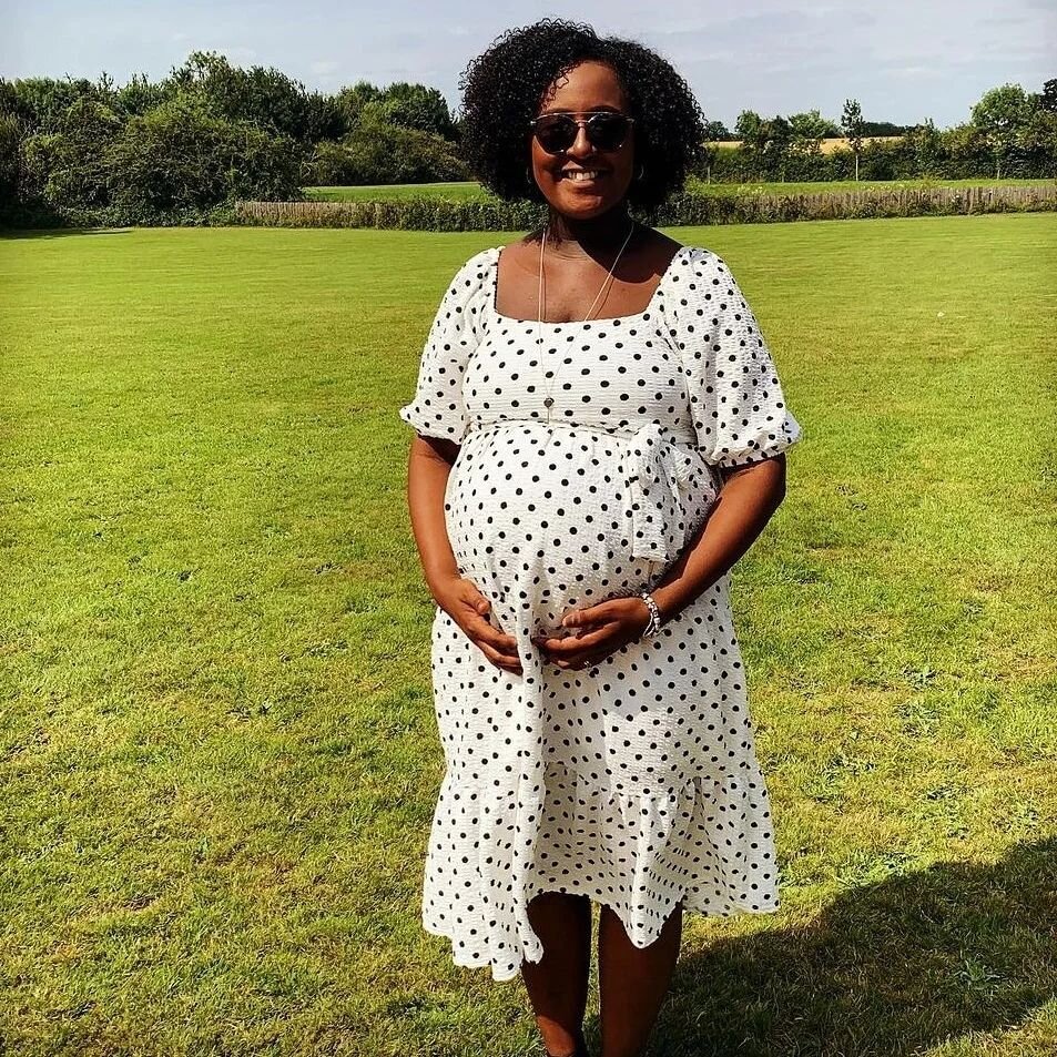 One of our favourite customer photos 🥰

This is the gorgeous Tricia at 35 weeks pregnant, wearing the Polka Dot Midi Dress to a wedding ❤️

How are you finding dressing your bump for occasions? Would you like to see more 'wedding guest' options from