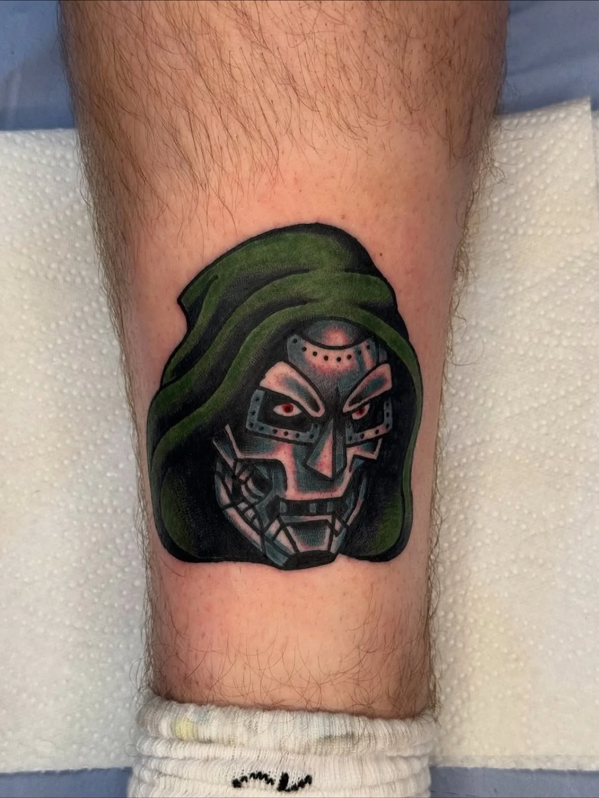 Mr Doom from @elliotxtattoo Marvel Get What You Get, only £100 for 3 chances to land your character with the nerf gun! DM us or Elliot direct to book!
.
.
.
#newschooltattoo #traditionaltattoo #marveltattoo #neotraditional #staffordshire #staff
