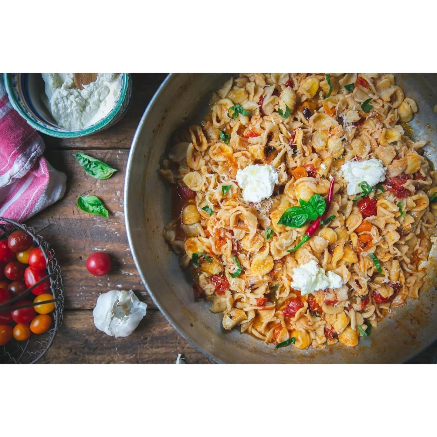 Baby it&rsquo;s still cold outside. Drop in and warm up tonight with a cuddly glass of red and Orecchiette with whipped ricotta and stewed cherry tomatoes. We can&rsquo;t wait to see you this evening at Kabinett.