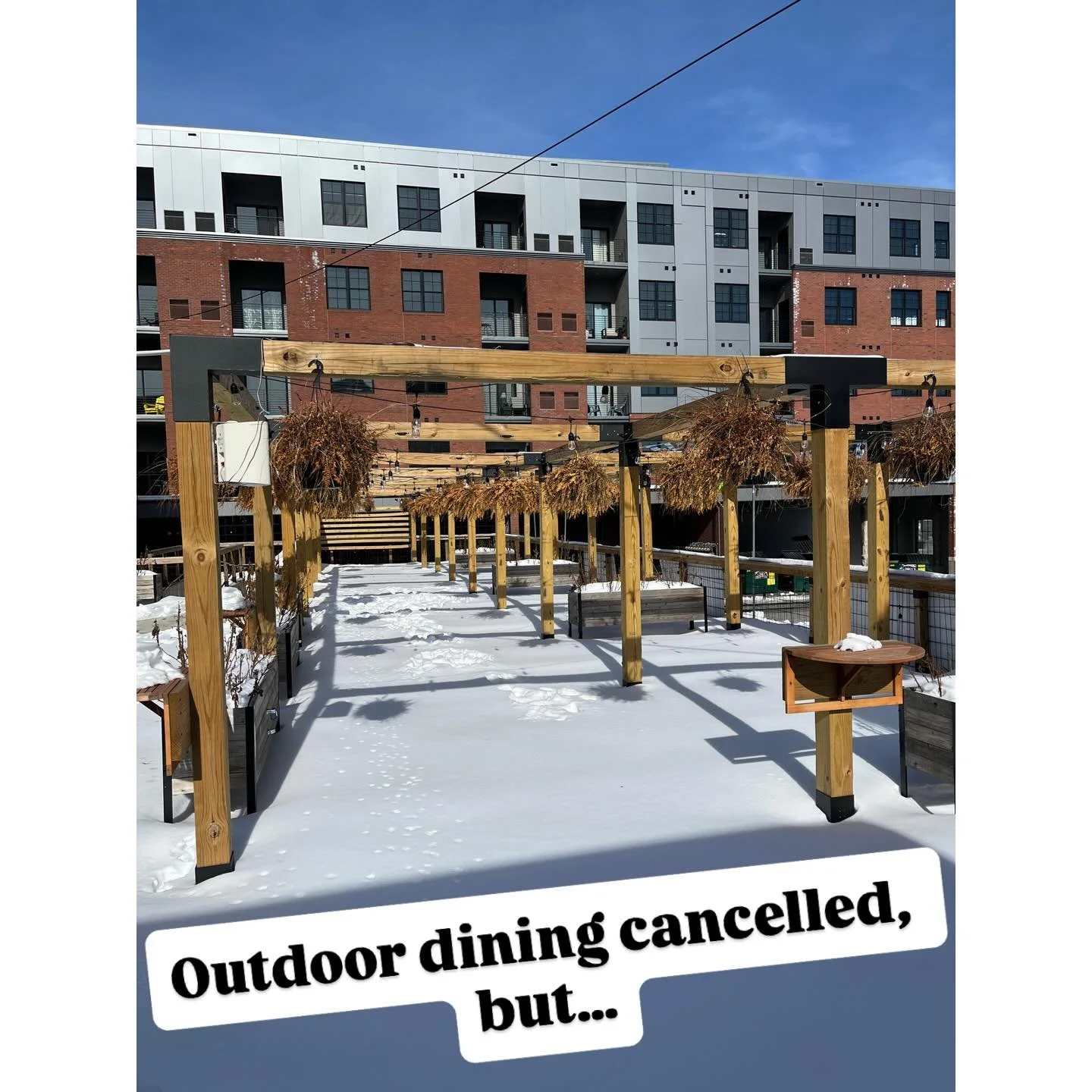 Sunday evening is the perfect time to join us for Sunday and supper at Kabinett. From 4 PM.
The outdoor patio may still be under 2 feet of snow, but you can forget about all of that and enjoy a cuddly glass of red in our dining room room tonight. See