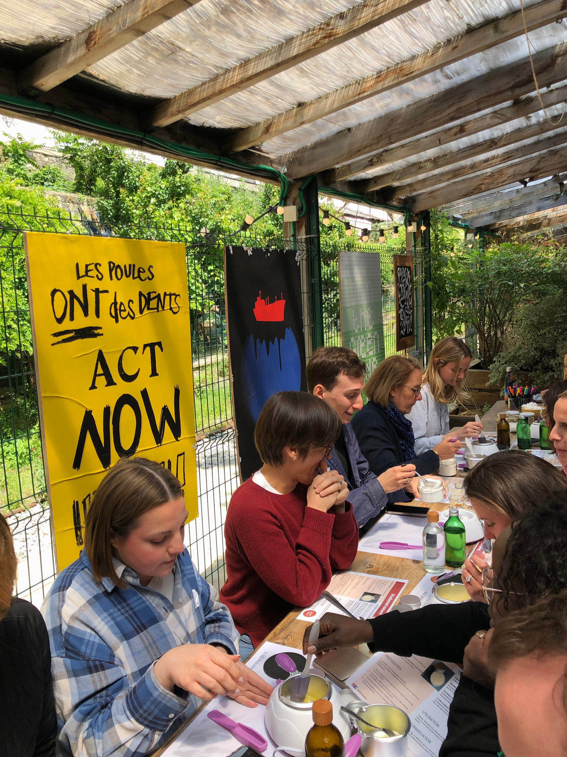 Team-building solidaire