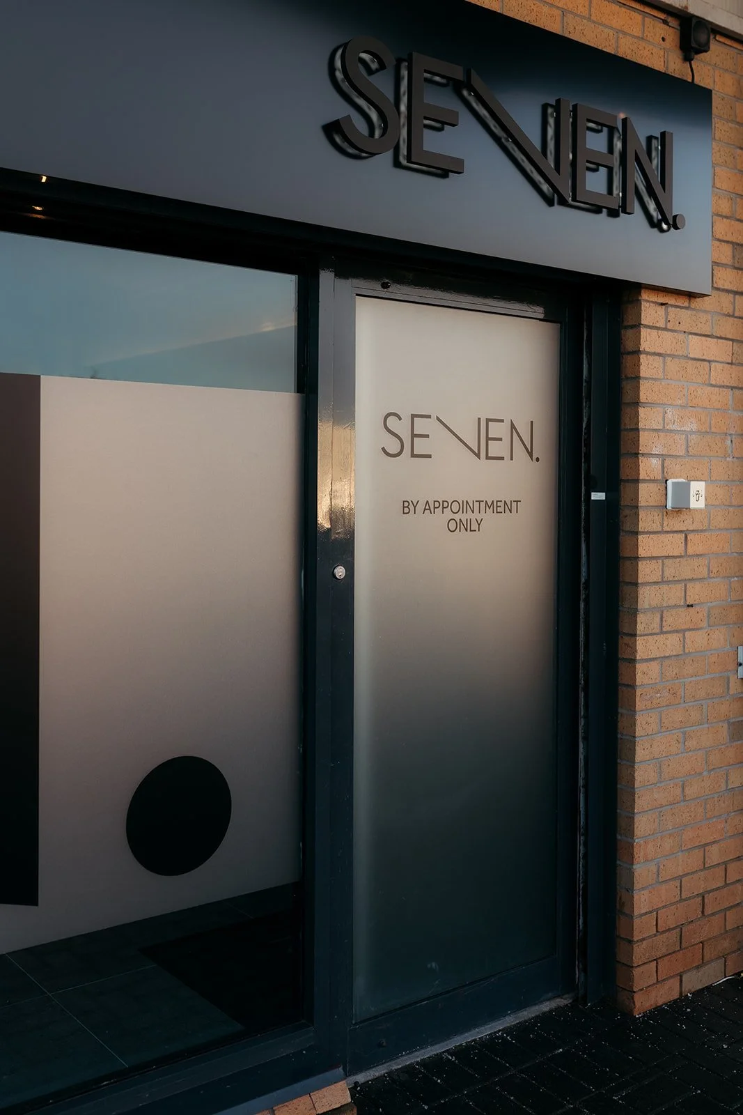 Inside SE7EN East