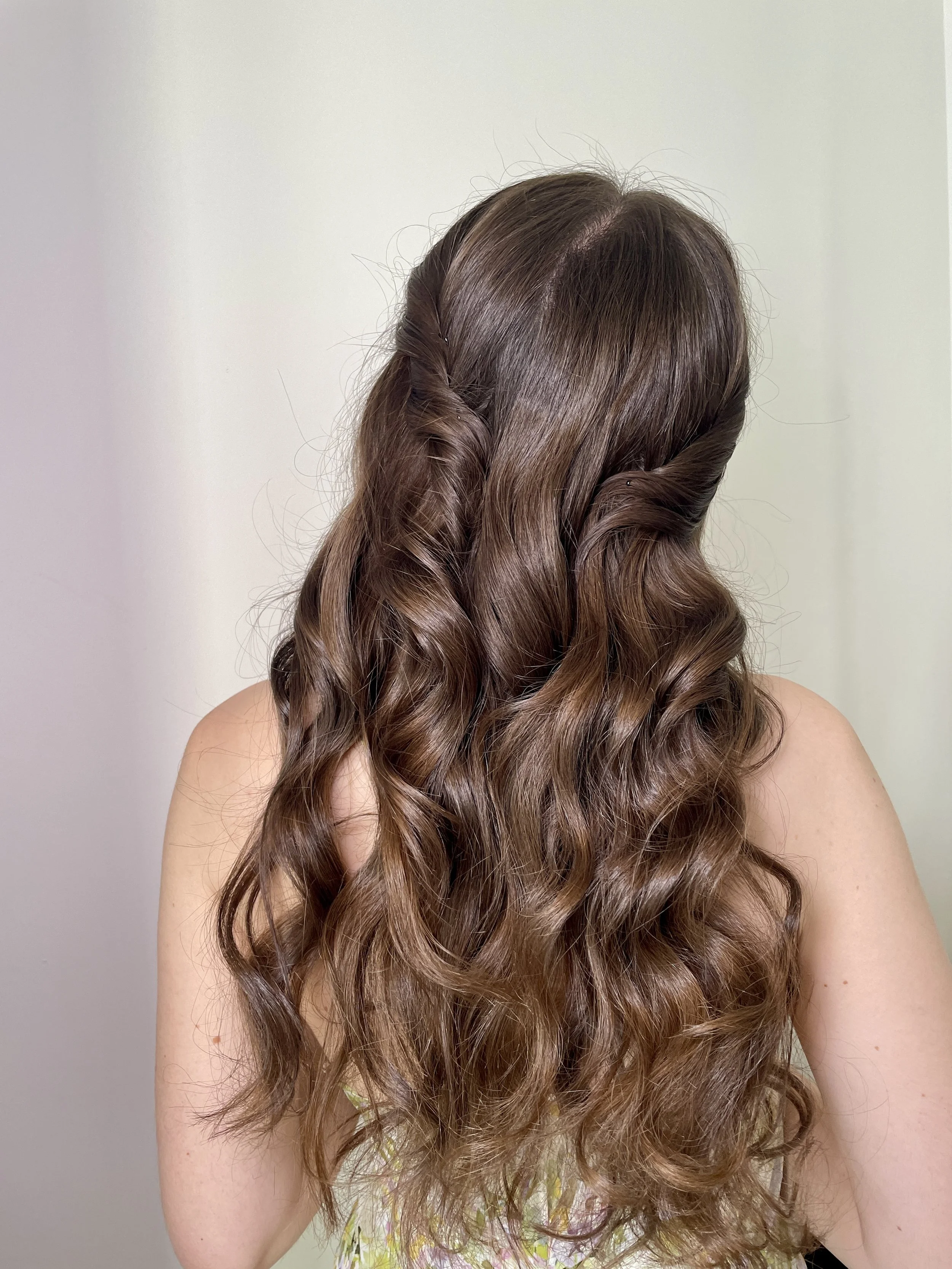 coiffure mariage demi attache sans attache moderne et élégante