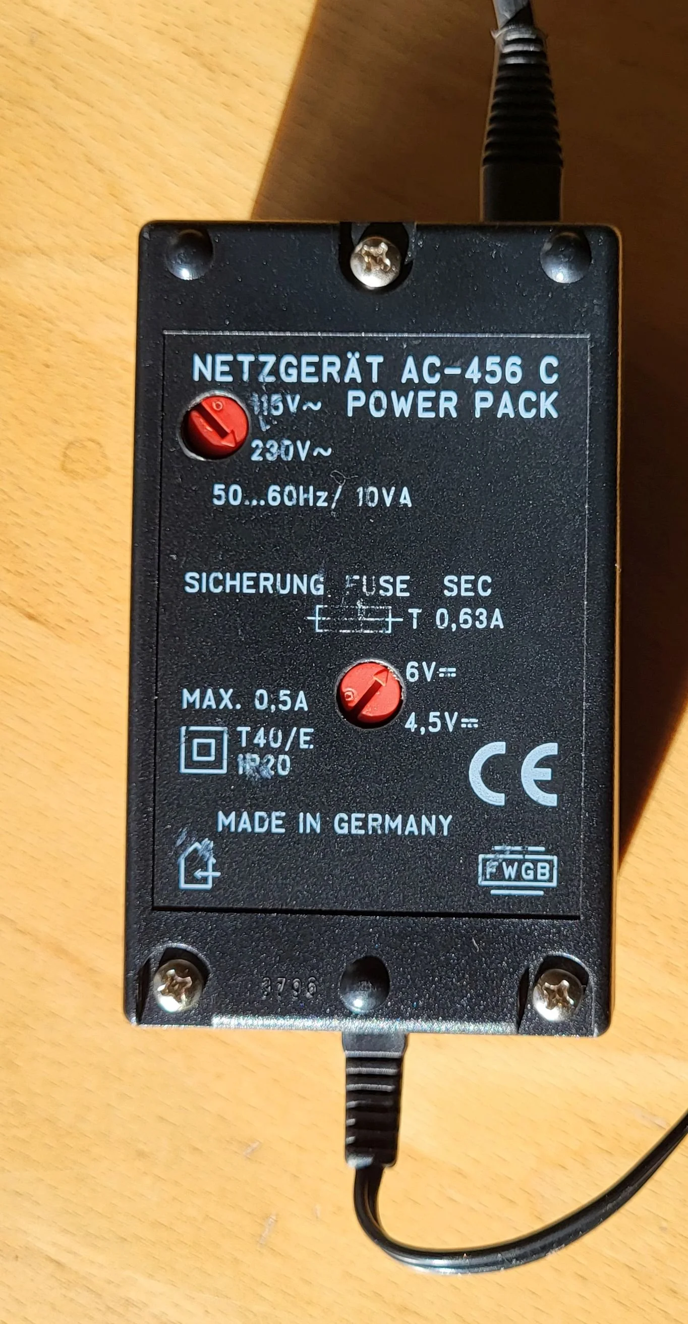 TC-D5M_NT_2.jpg