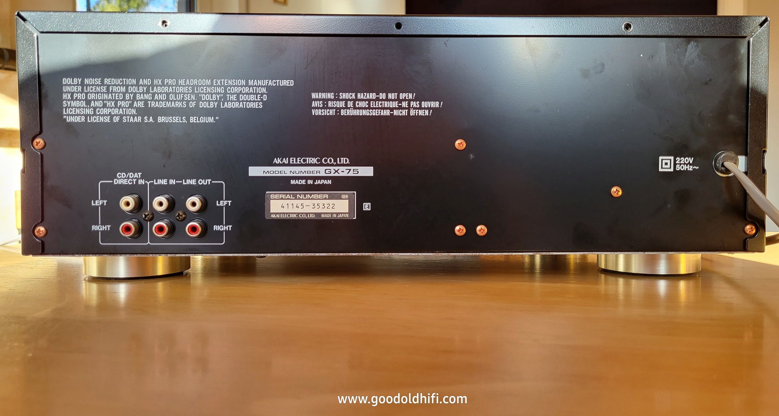 GX75_Hintenl.jpg