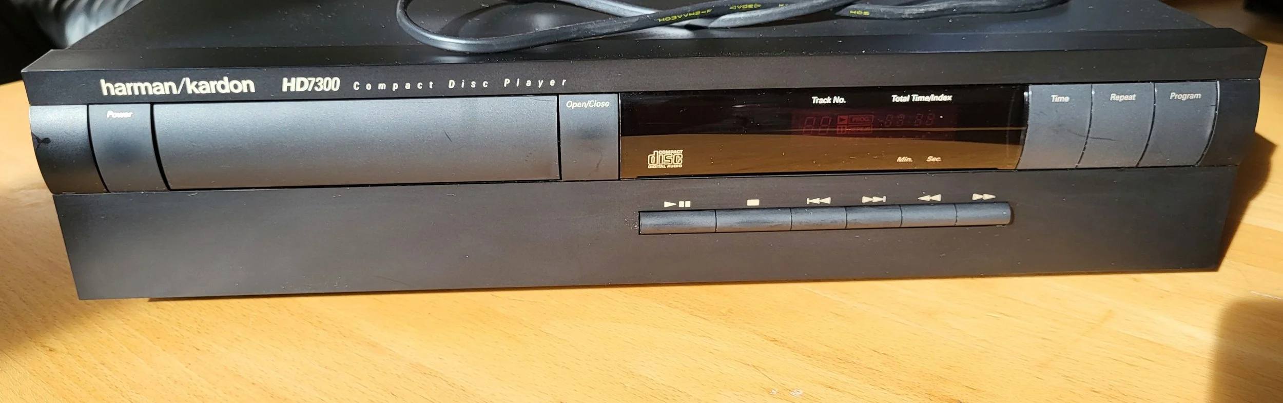 7300_Front2.jpg