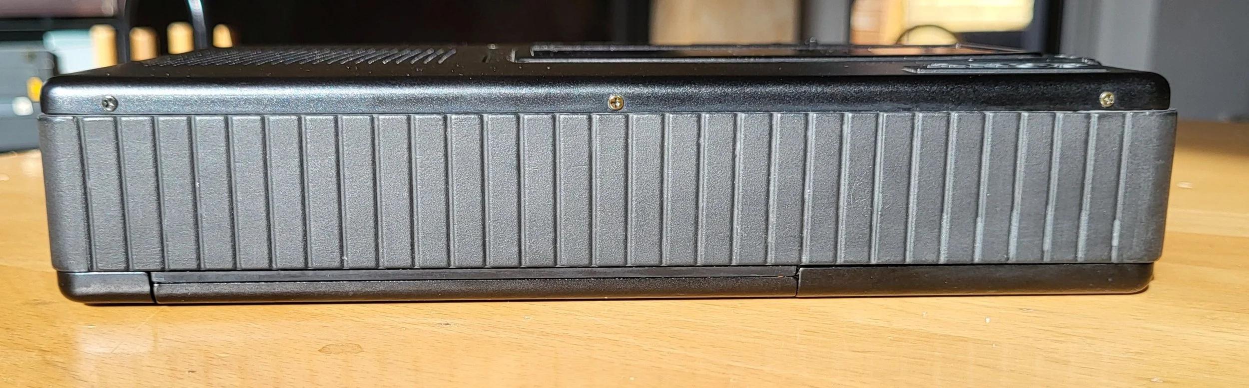 TC-D5M_Back_1.jpg