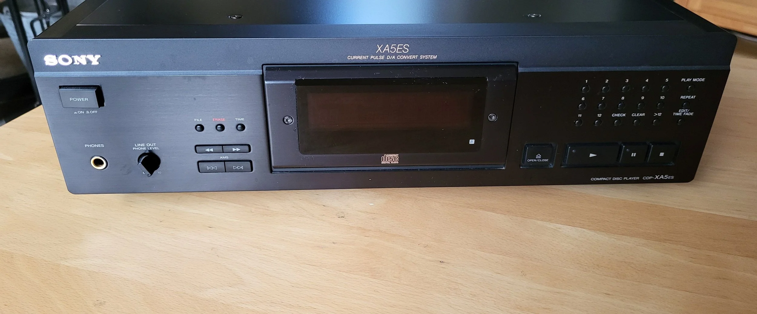 XA5_Front_2.jpg
