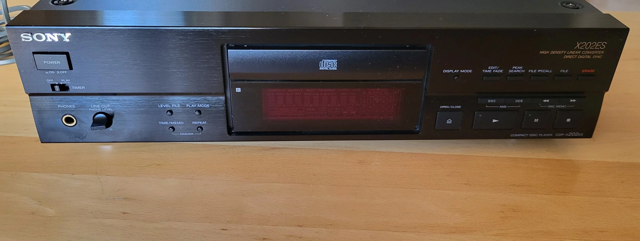 X202_Front2.jpg