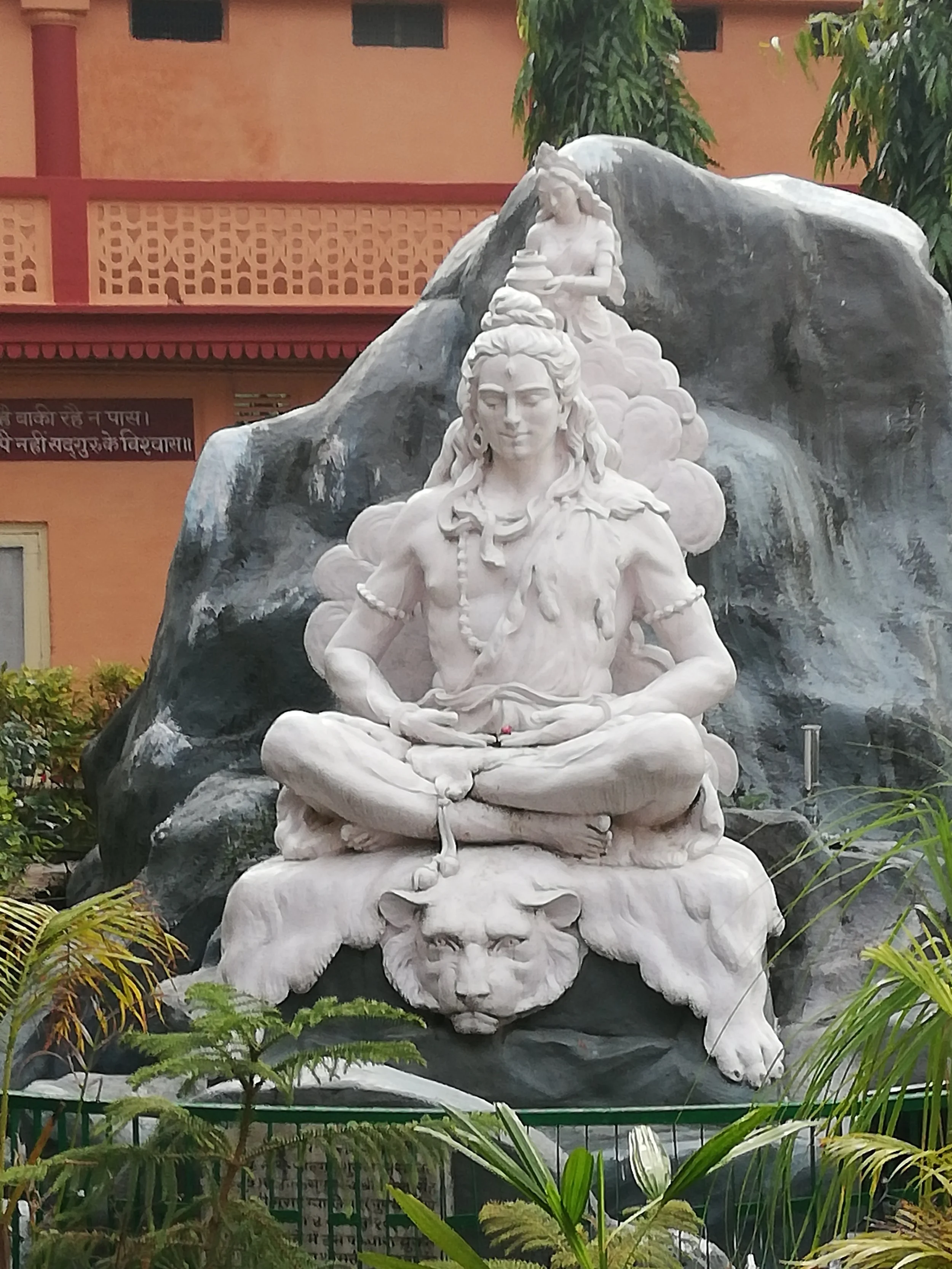 Pas de Yoga sans Yama-s et Niyama-s ?