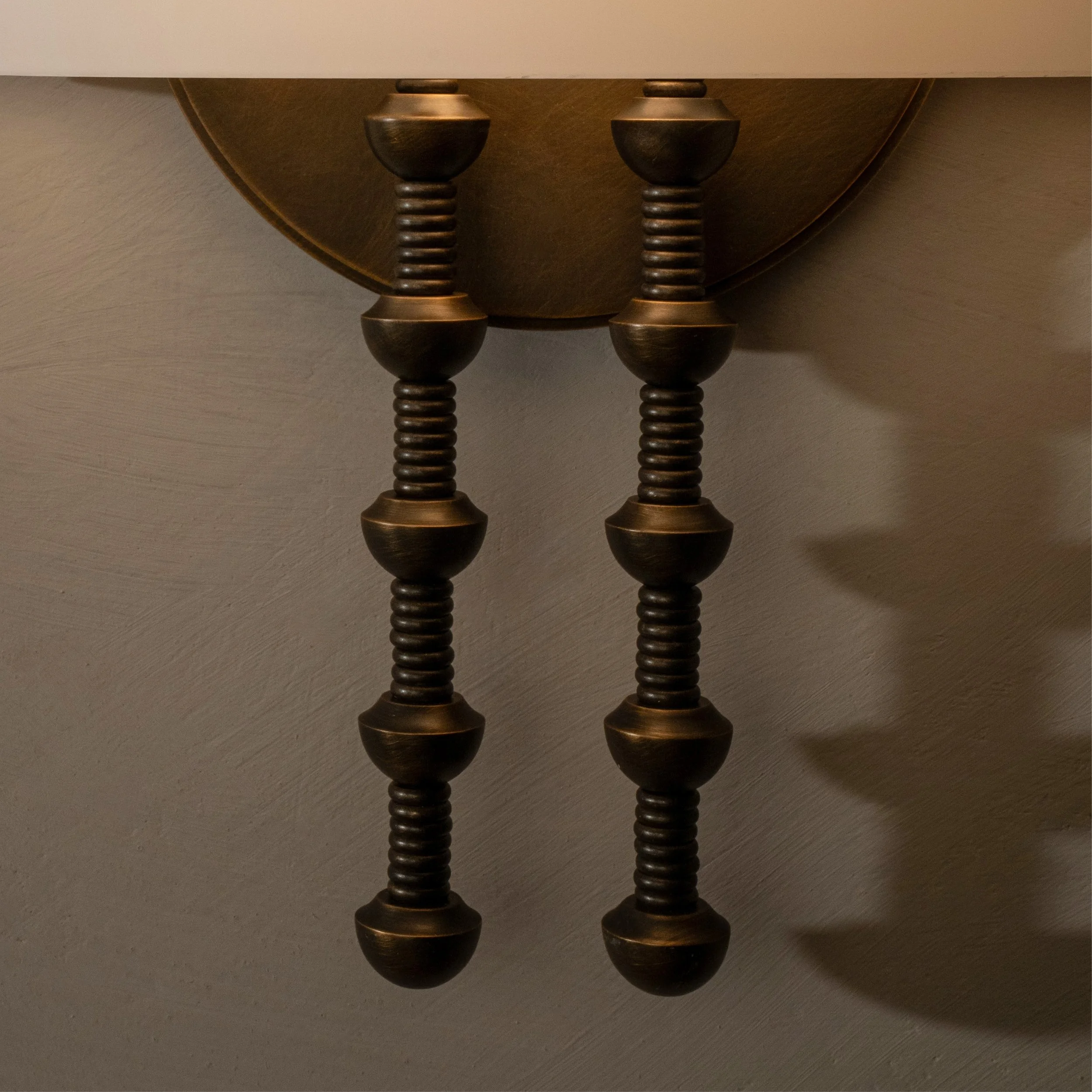 akner_ab_front_on_detail_1x1.jpg