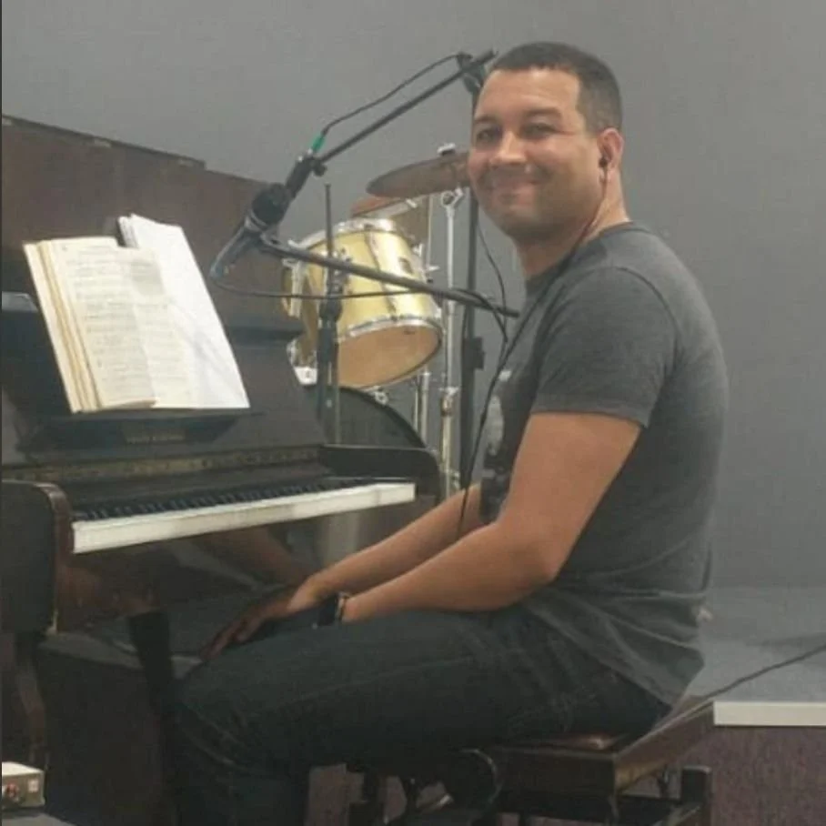 Levi: Piano Teacher in Downtown Toronto, M5B, Toronto
