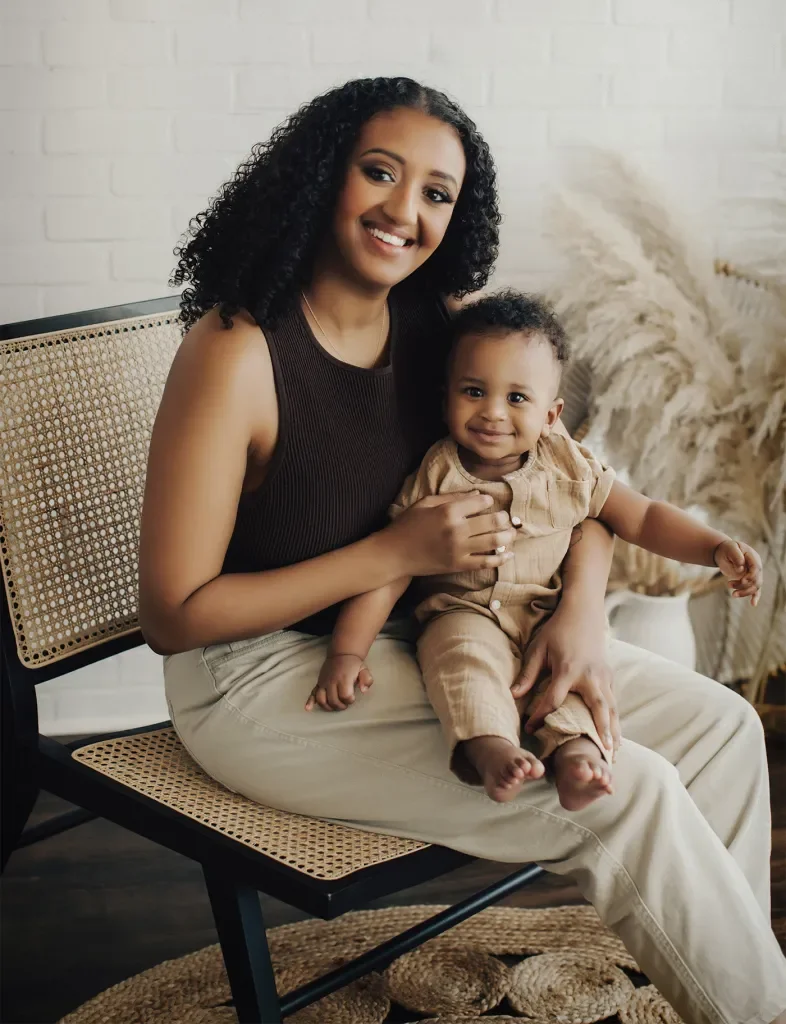 Why Every New NYC Mom Needs a Postpartum Doula (And How to Find the Right One)