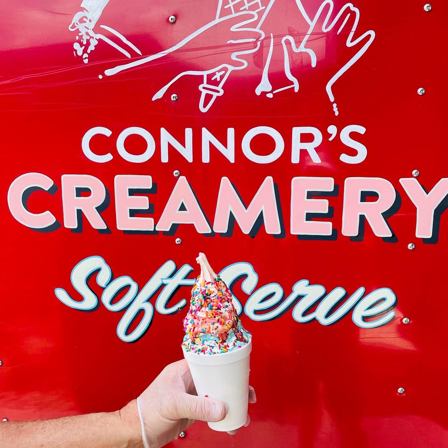 Red, white &amp; blue with rainbow sprinkles! Happy 4th of July weekend. We&rsquo;ll be open from noon - 4 tomorrow @garboslobster 
-
-
-
#icecream #softserve #austin #4thofjuly