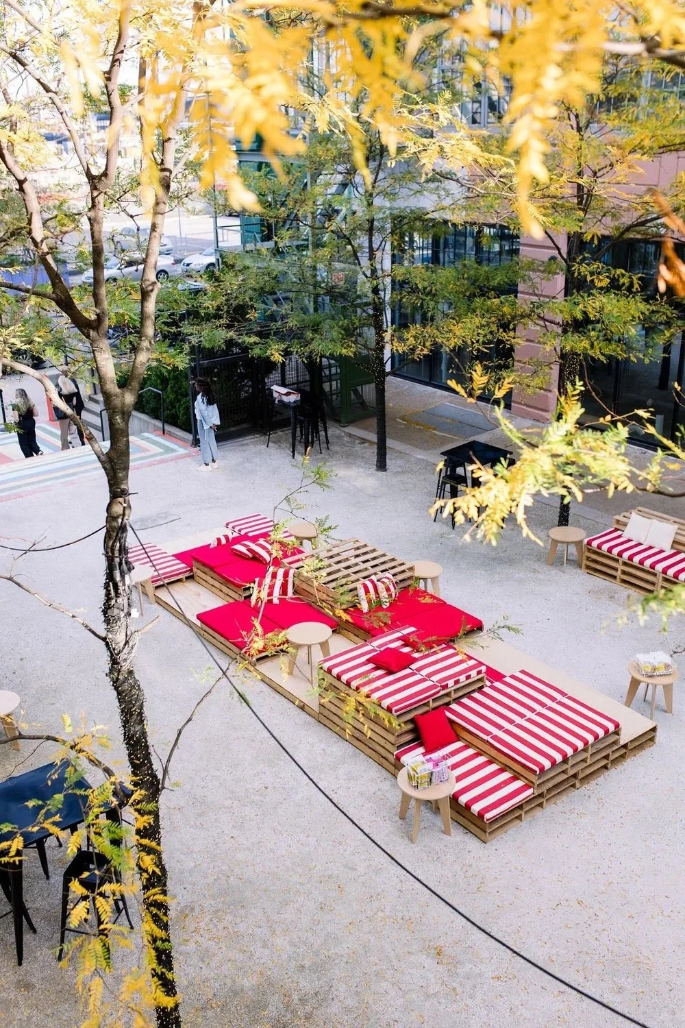 02-aerial-lounge.jpg