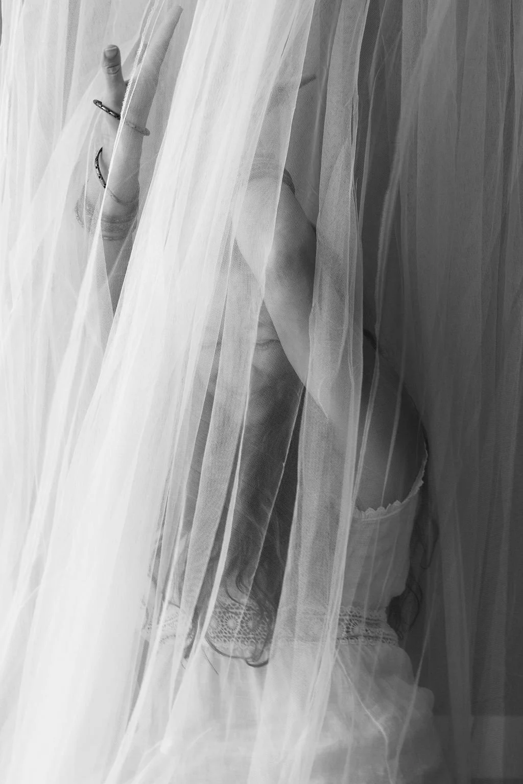 gauzy-black-and-white-portrait-woman.jpg